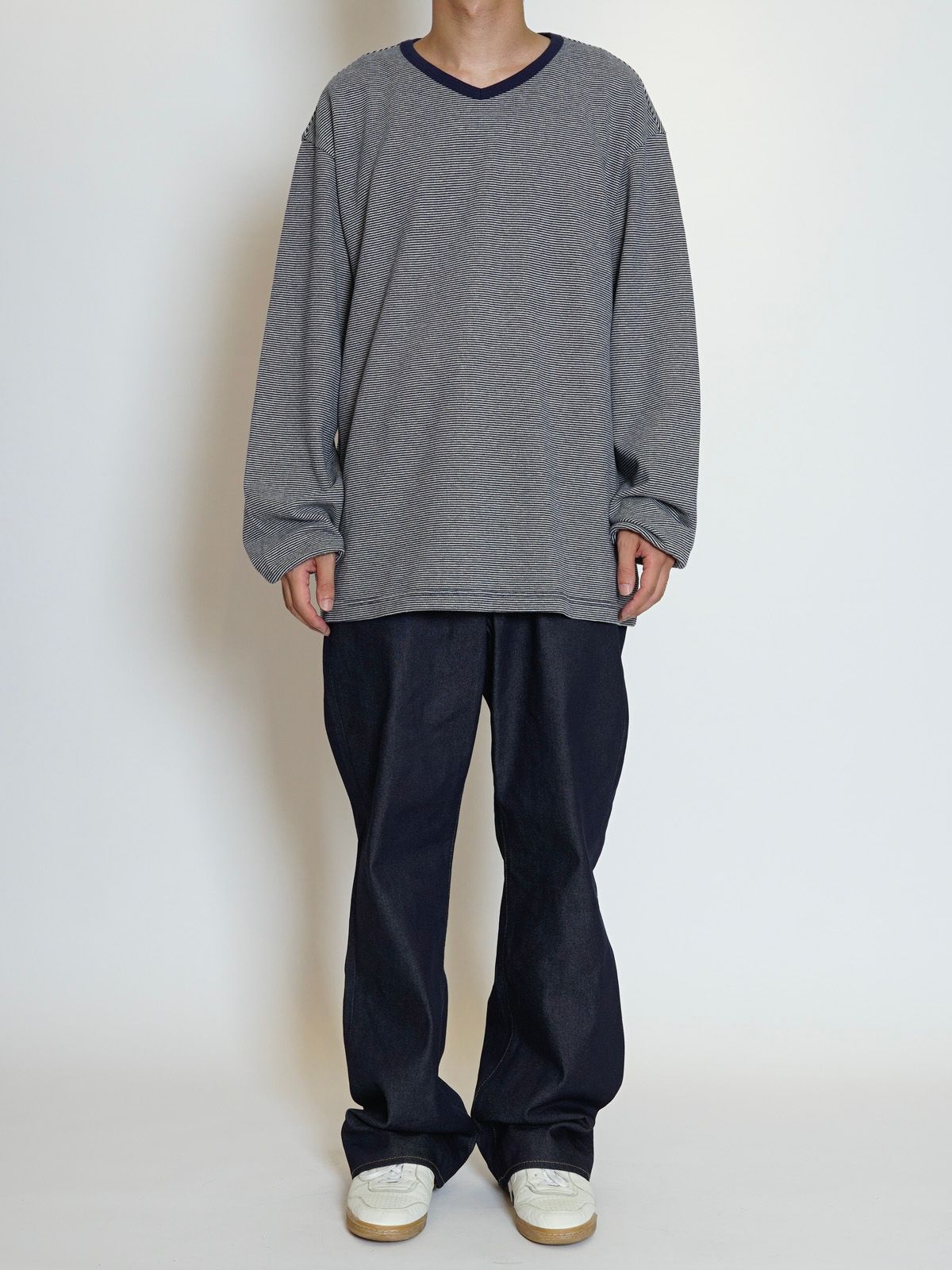 V NECK L/S TSHIRTS（NAVY）