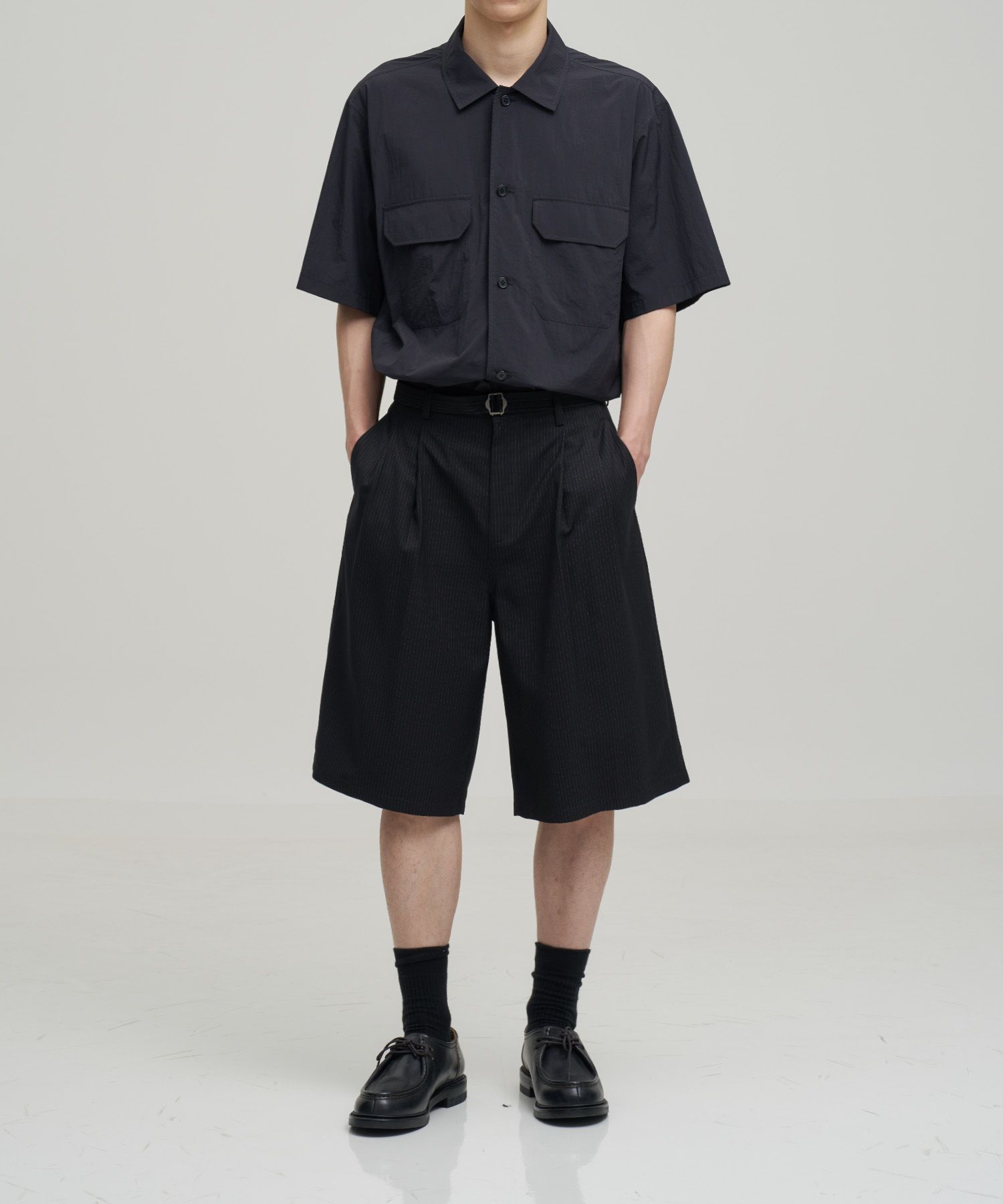 Hemingway Stripe Bermuda Pants（BLACK）