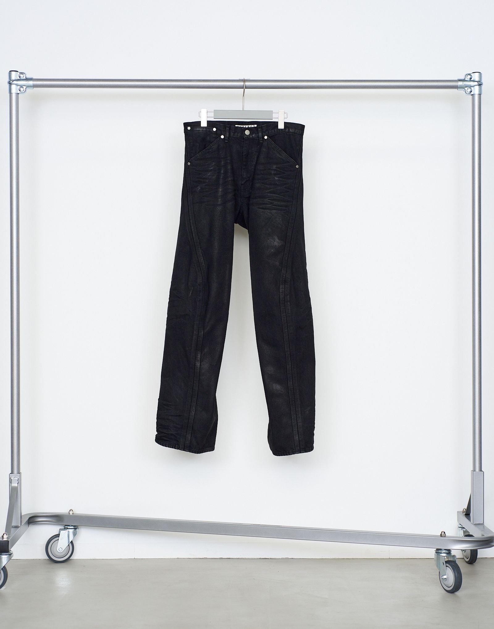 3D TWISTED JEANS（LUSTER COATED BLACK）
