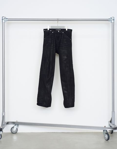 3D TWISTED JEANS（LUSTER COATED BLACK）