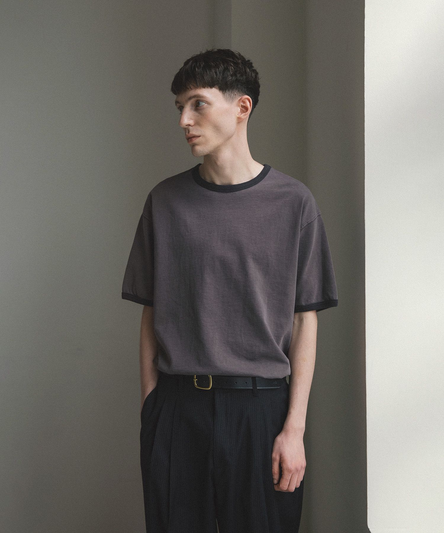 Homeboy Garment Ringer Tee（CHARCOAL BROWN）