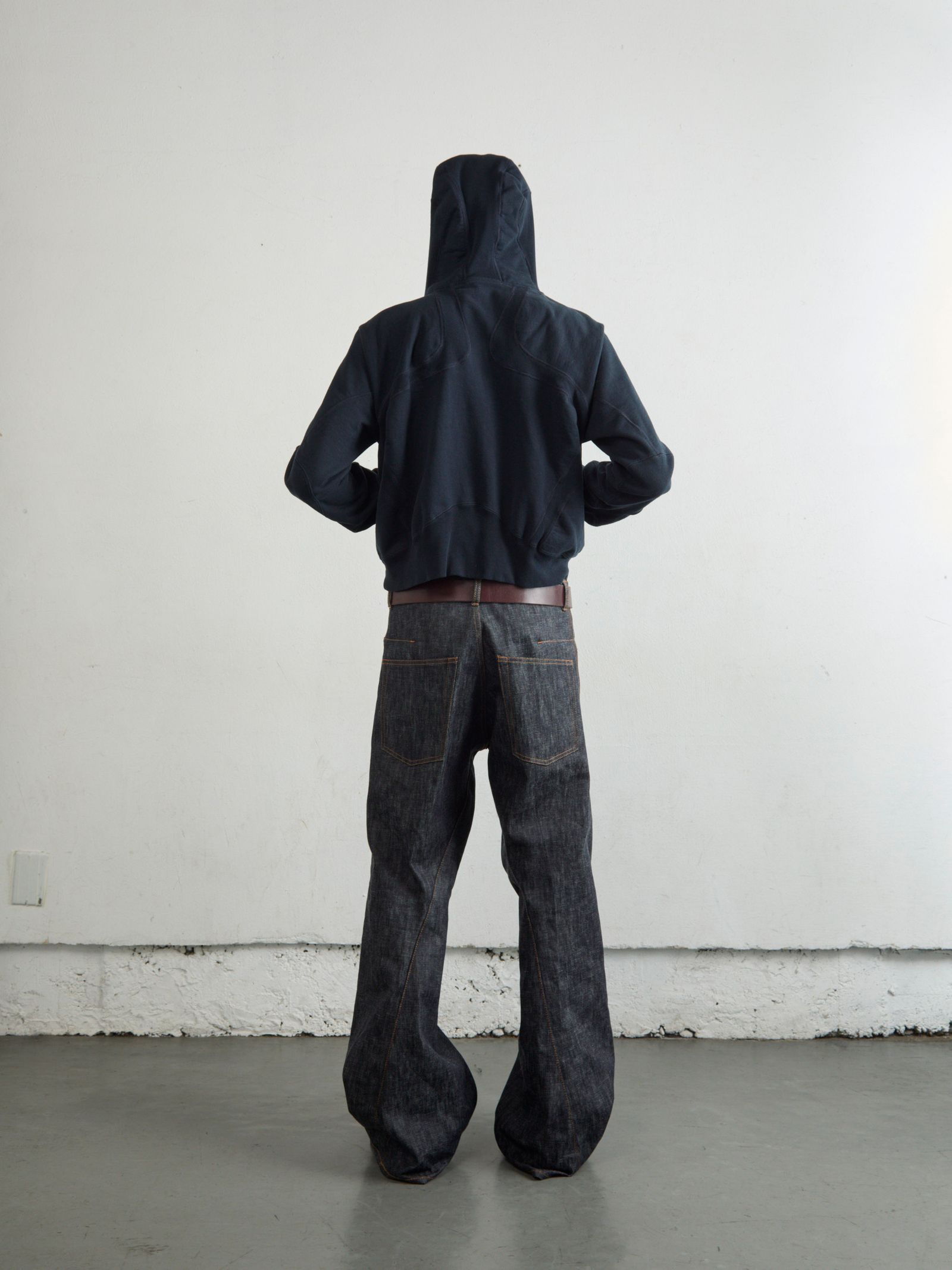 3D TWISTED WIDE LEG JEANS（RAW INDIGO）