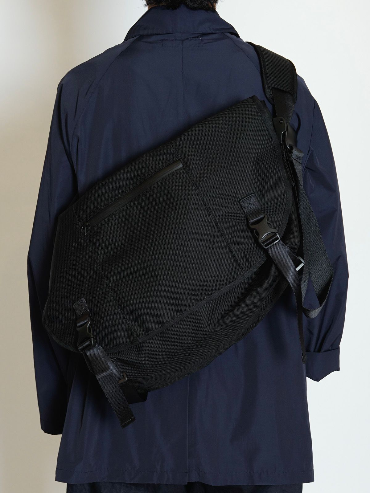 New Messenger Bag（BLACK）