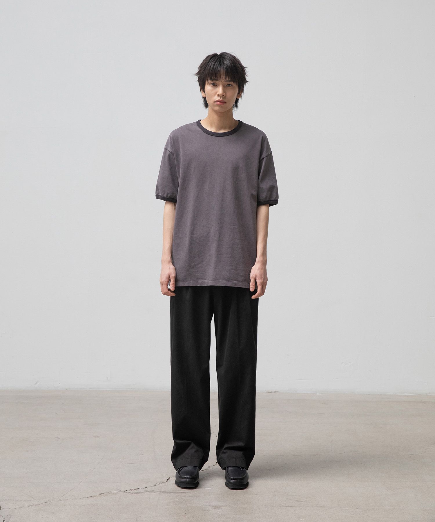 Homeboy Garment Ringer Tee（CHARCOAL BROWN）