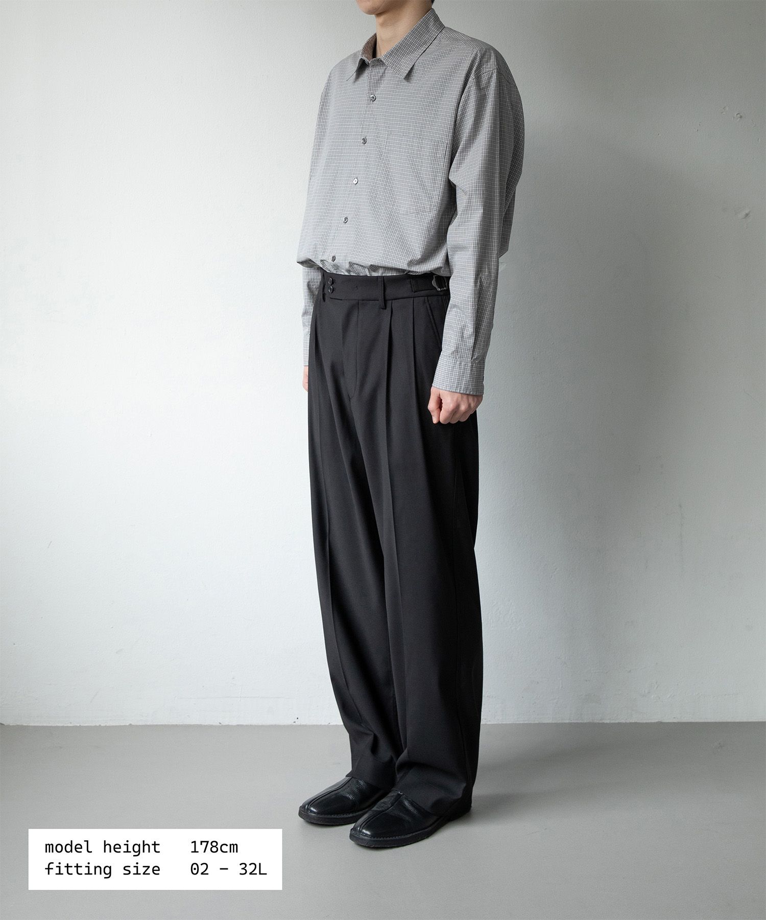 Santiago Slacks Flexible 32L（BLACK）