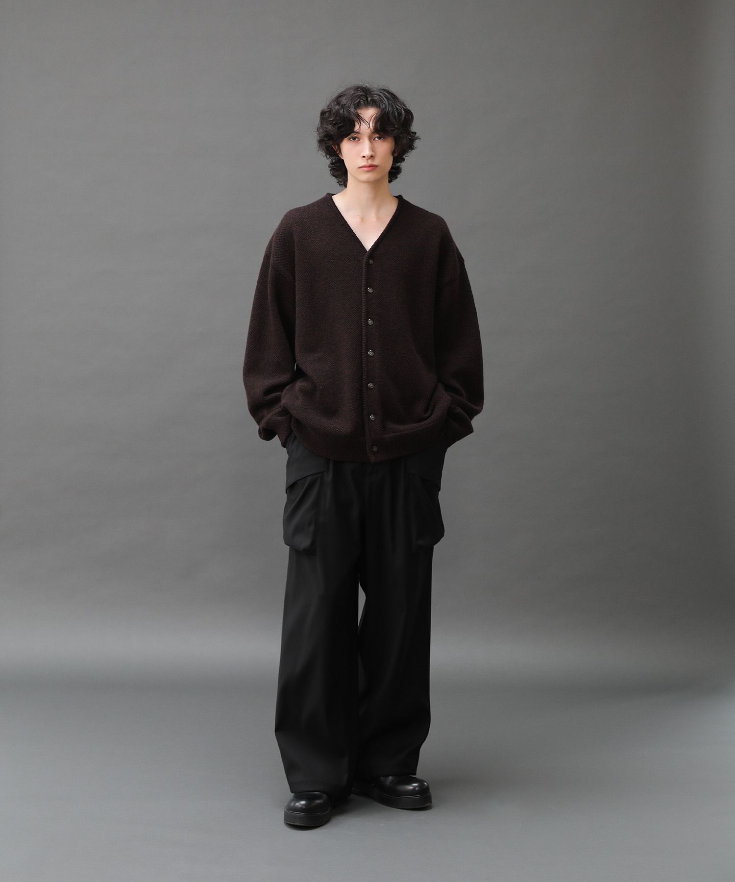 Moss Stitch V-Neck Cardigan（Brown）