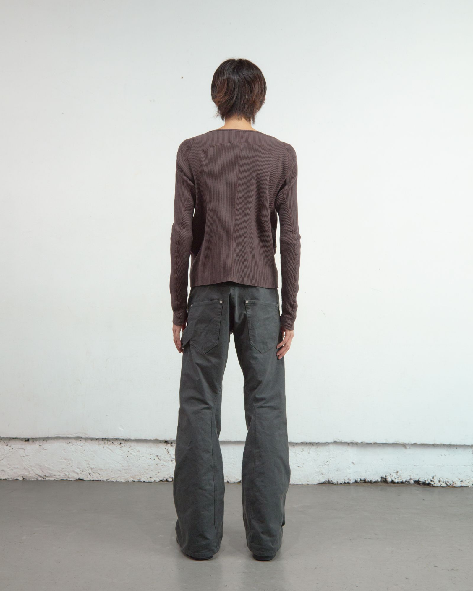 PANELLED RIBBED LONG SLEEVE T-SHIRT（BROWN）