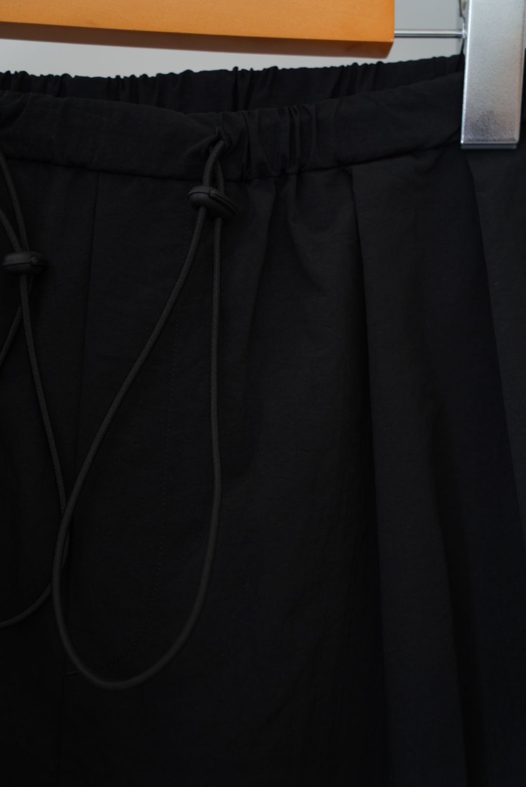 NYLON SPINDLE PANTS（DARK NAVY）