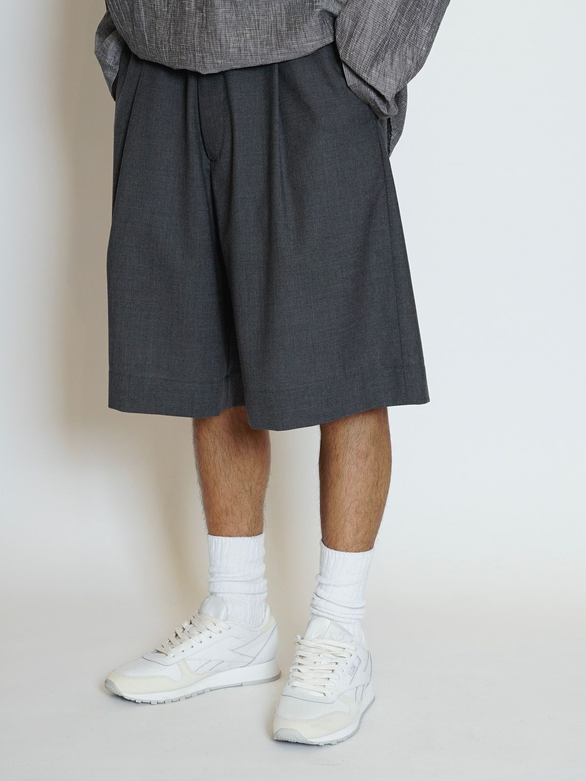 WOOL SHORTS（GRAY）