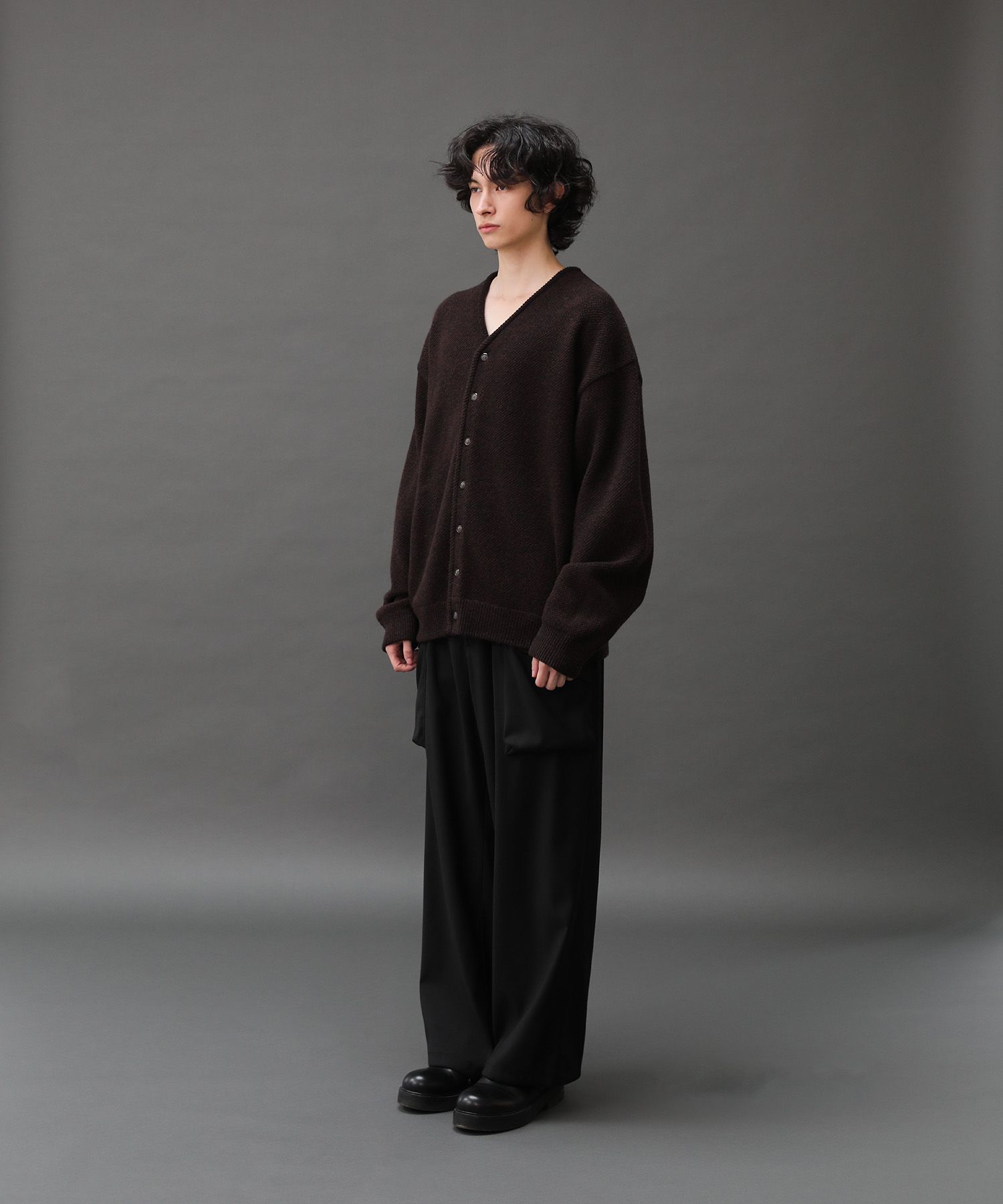 Moss Stitch V-Neck Cardigan（Brown）