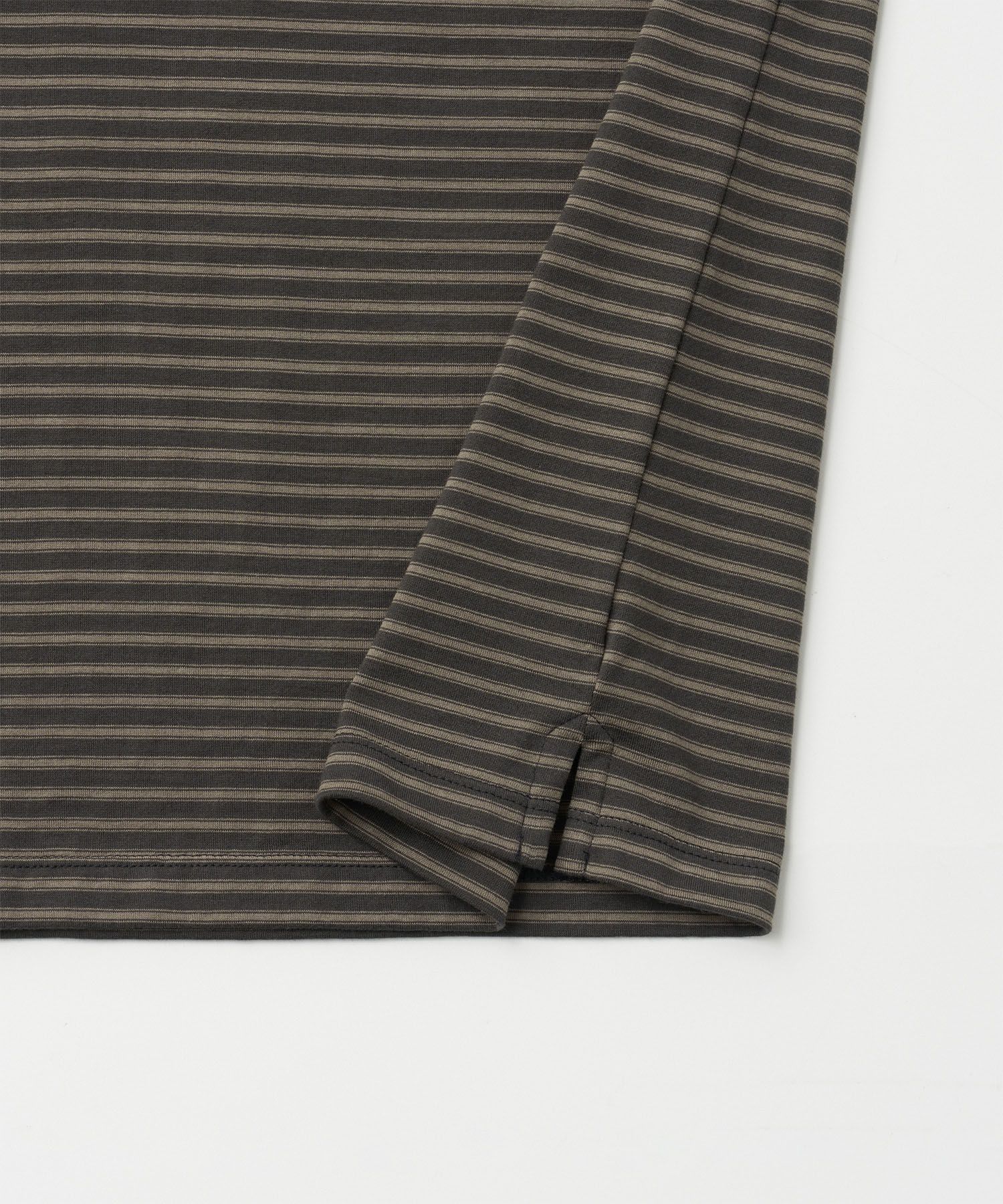 Brief Stripe Short Sleeve TEE（CHARCOAL）