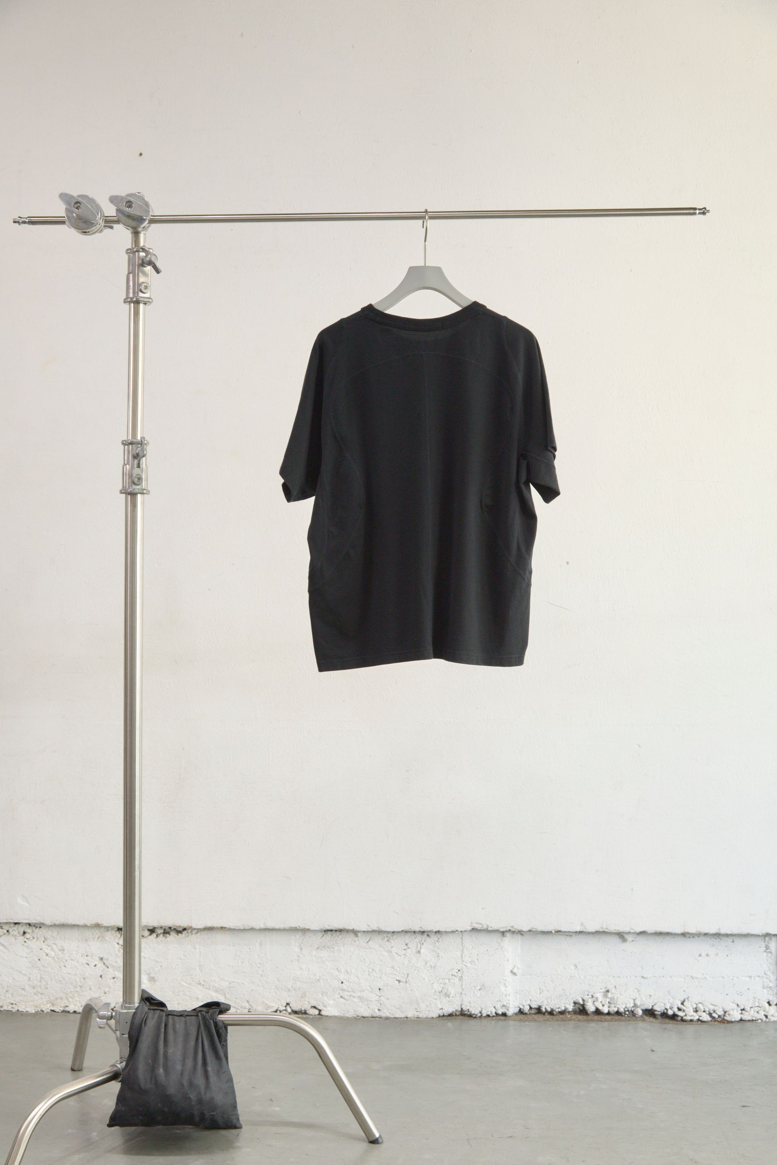 PANELLED HALF SLEEVE T-SHIRT（BLACK）
