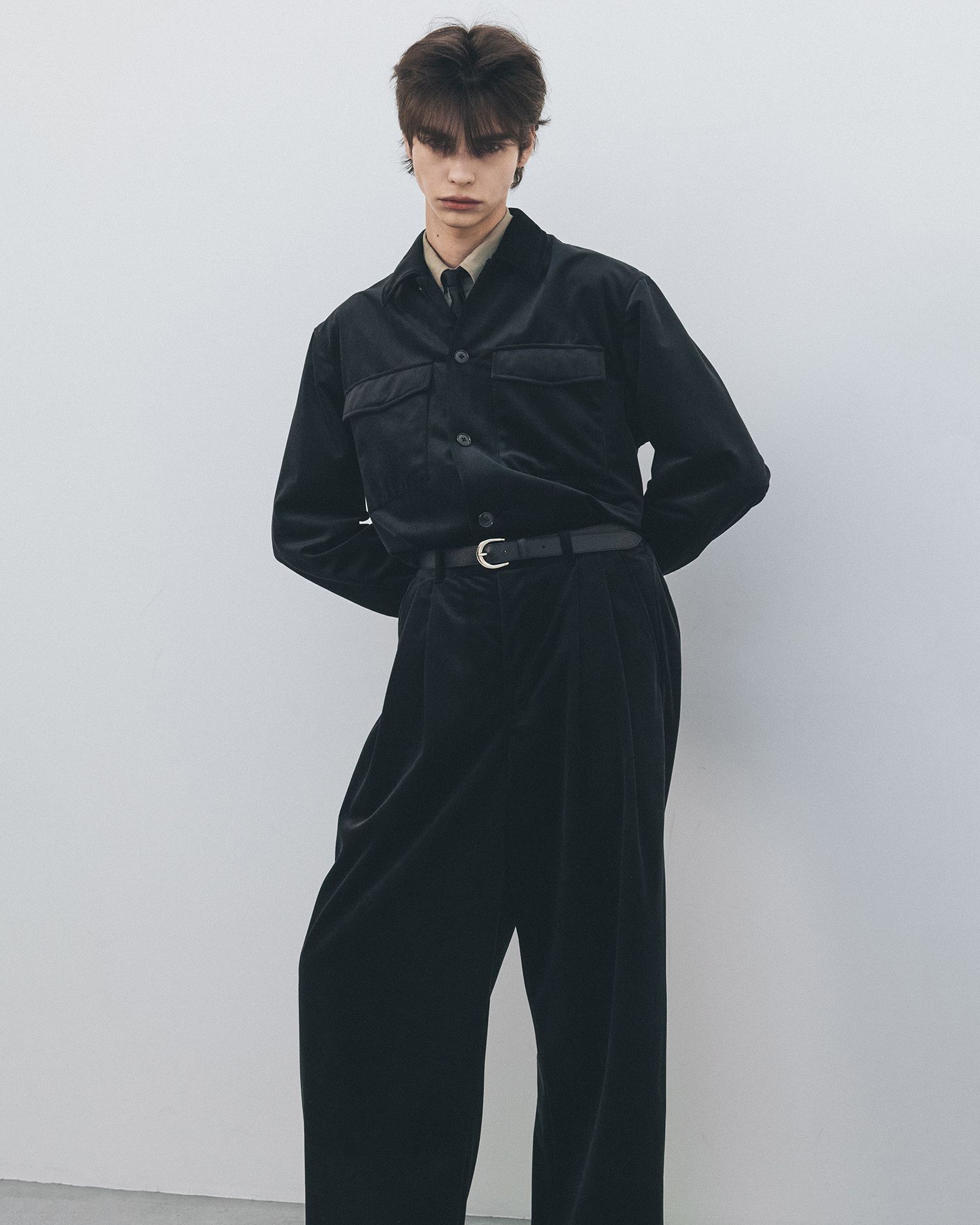 LUSTROUS CORDUROY SHIRT JACKET（BLACK）