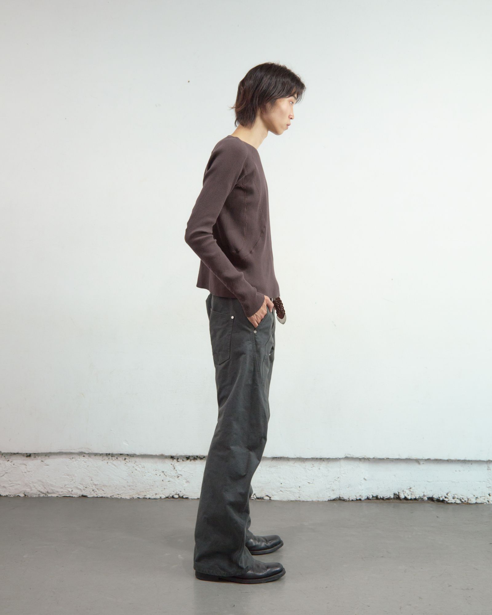 PANELLED RIBBED LONG SLEEVE T-SHIRT（BROWN）