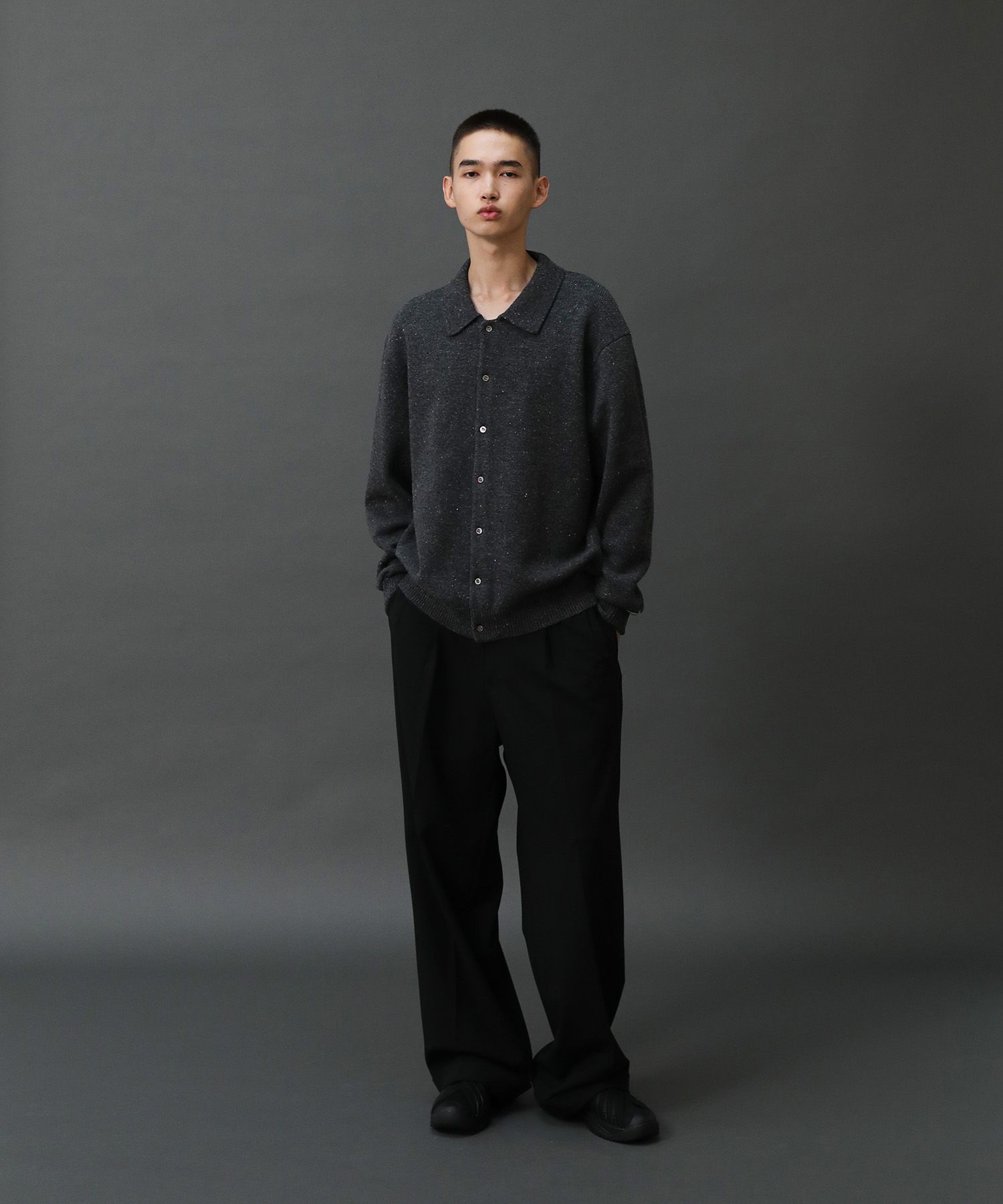 Scape Polo Wool Cardigan（Donegal Charcoal）