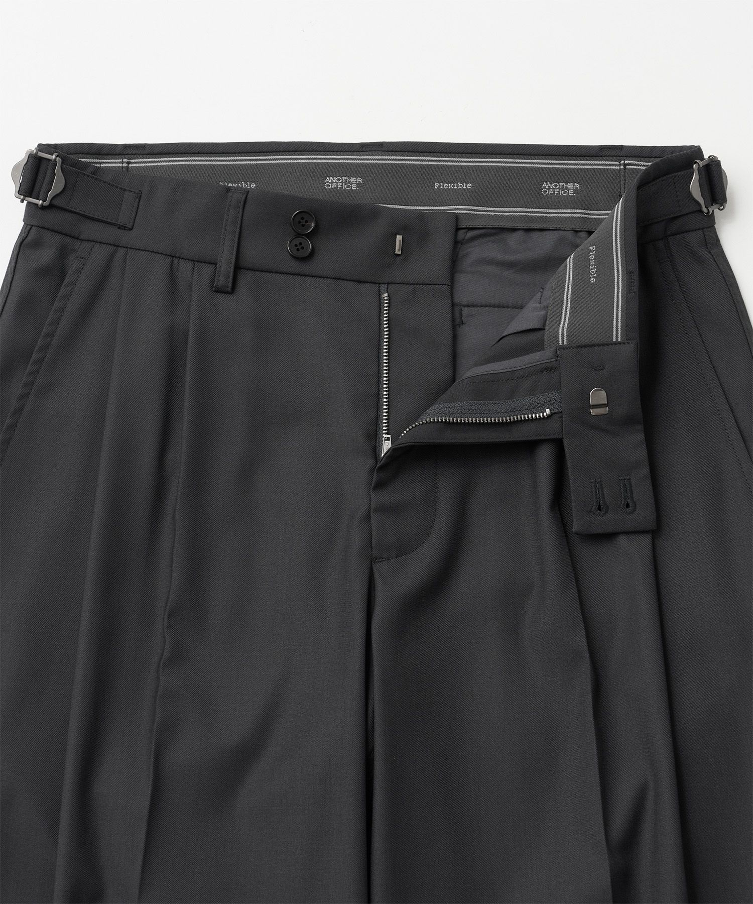 Santiago Slacks Flexible 32L(GRAPHITE)