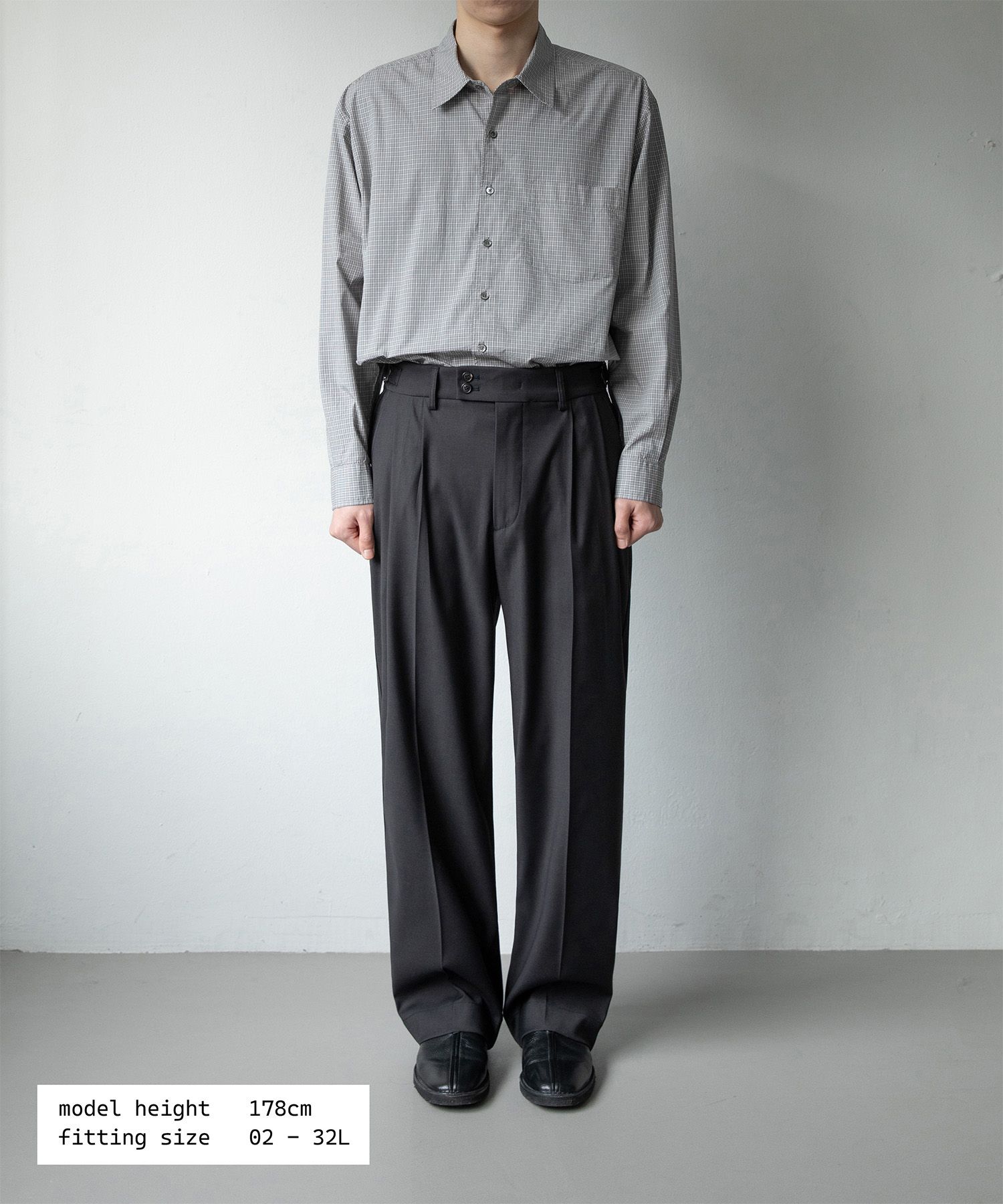 Santiago Slacks Flexible 32L（CHARCOAL）