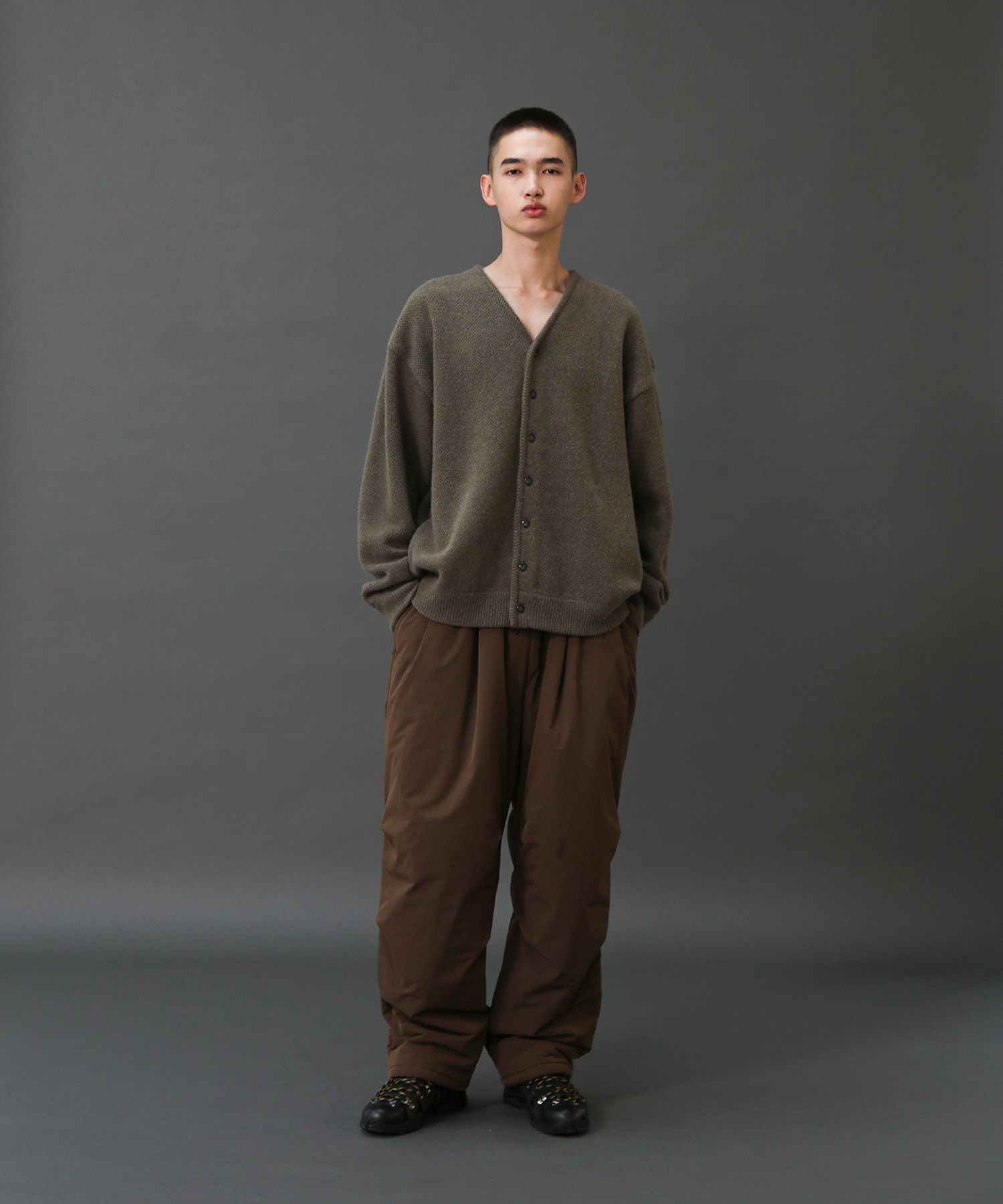 Moss Stitch V-Neck Cardigan（Olive）