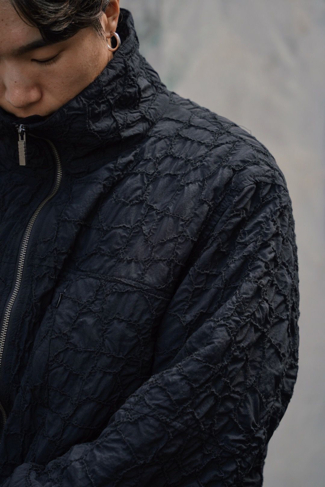 EMB.CODE INSULATION JACKET（BLACK）