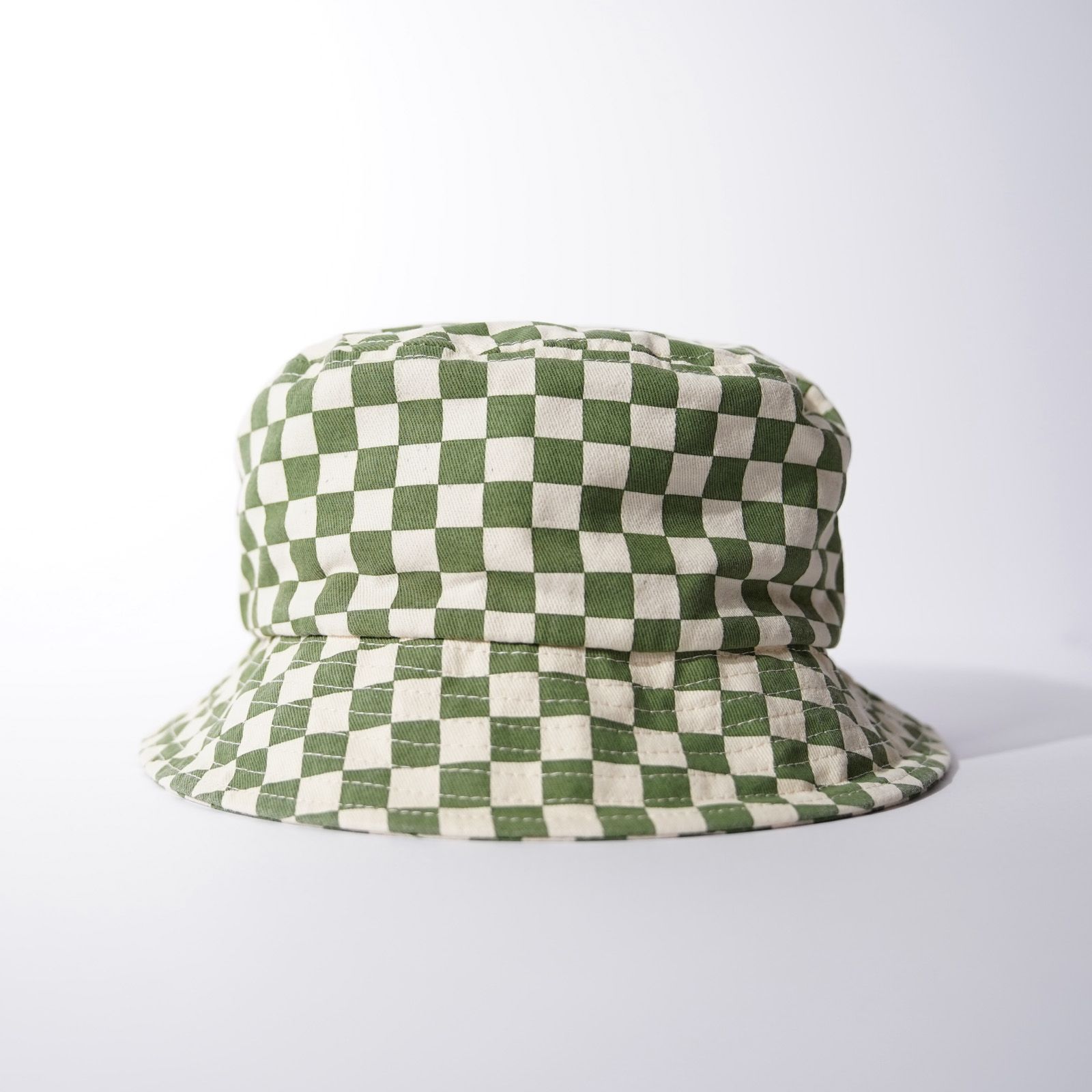 Checkerd bucket hat