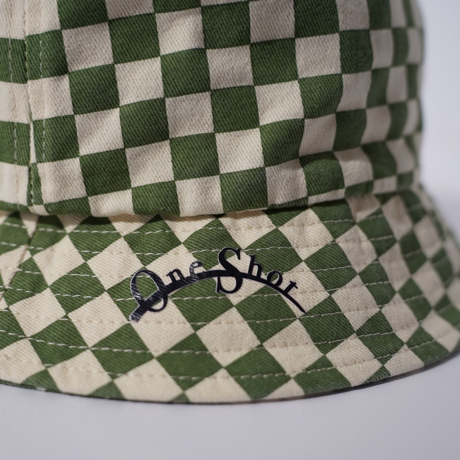 Checkerd bucket hat