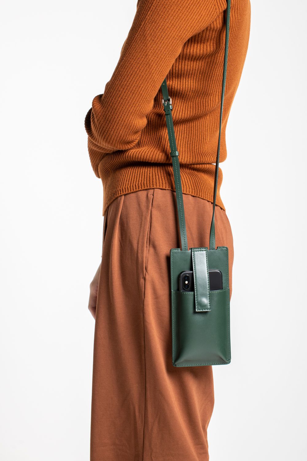 SAGAN VIENNNA - 2021 AW | pocketBook
