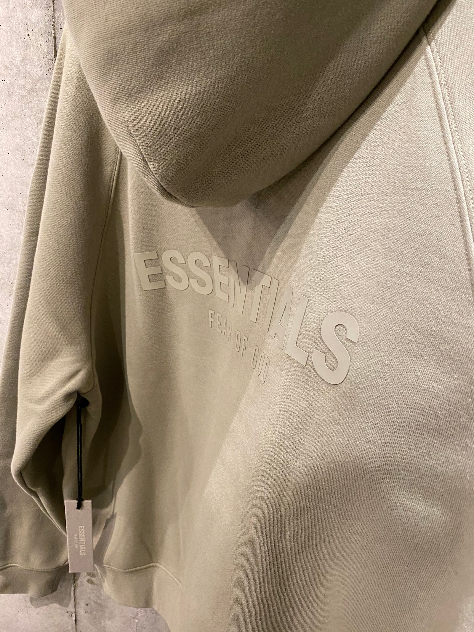 FOG ESSENTIALS PULLOVER HOODIE/pistachio