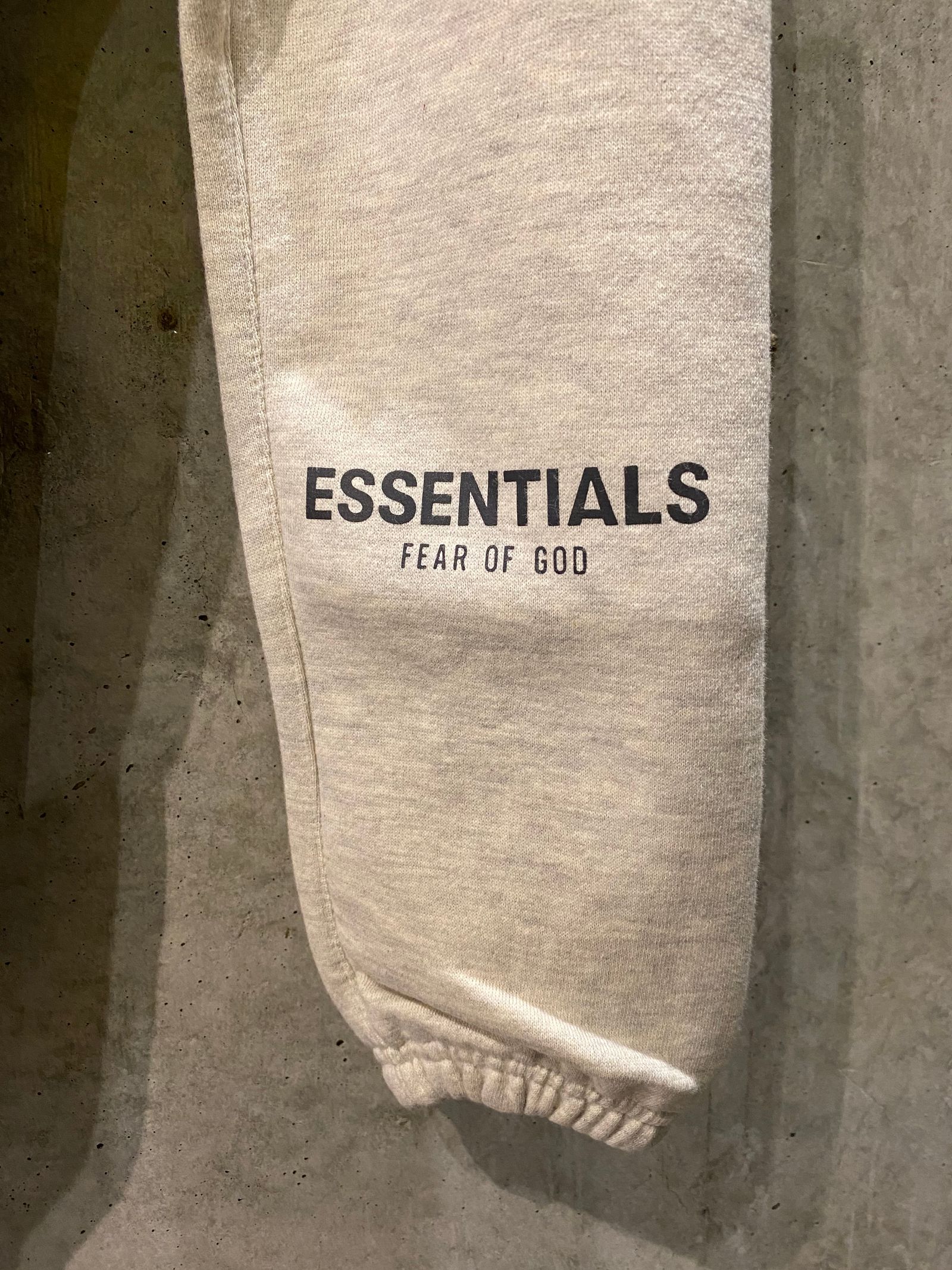 FOG ESSENTIALS SWEAT PANTS (KIDS) /OATMEAL