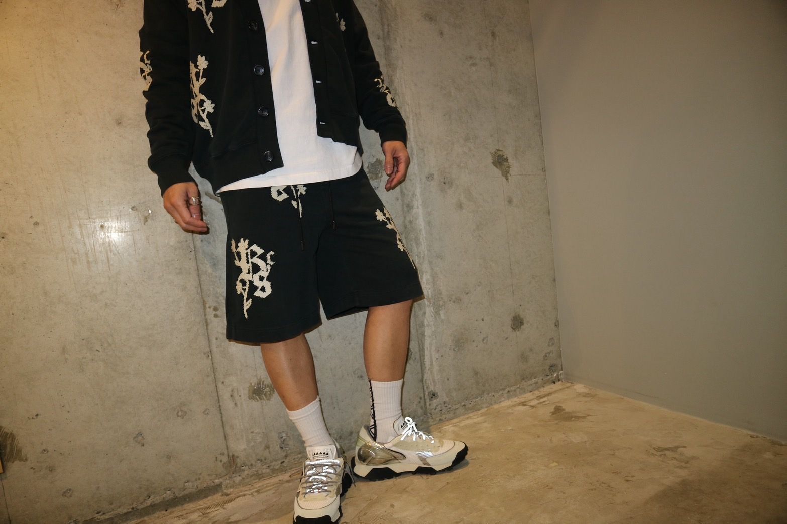 FLEECE SHORT PANT/FLOWER BLACK