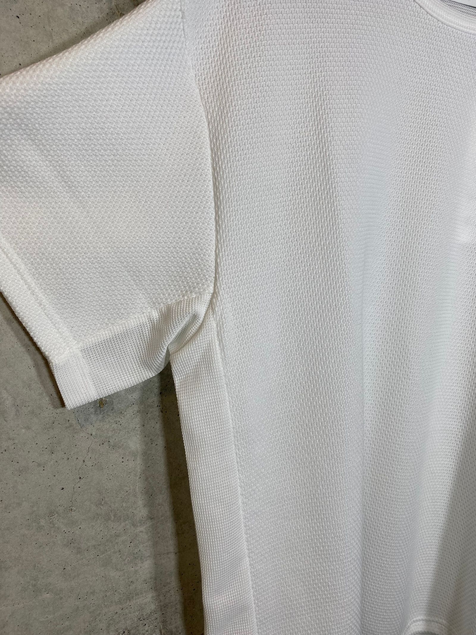 MESH COMBINATION TEE/WHITE