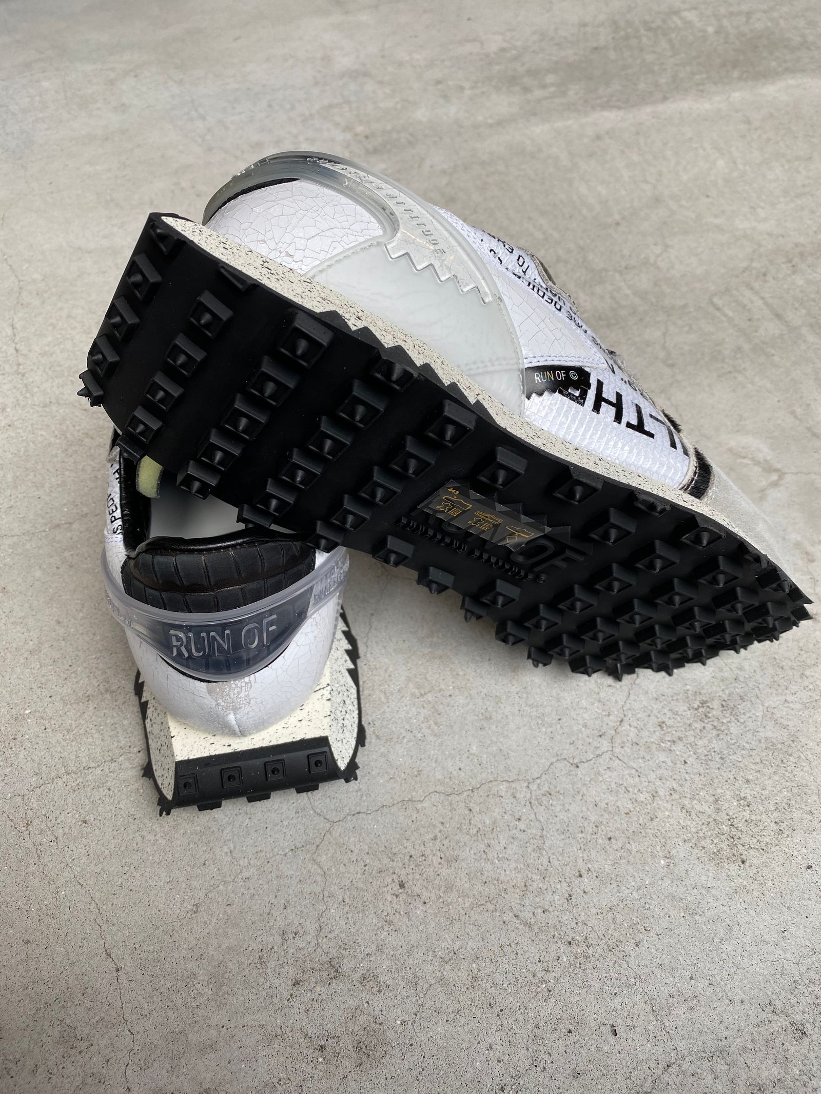 Shuttle