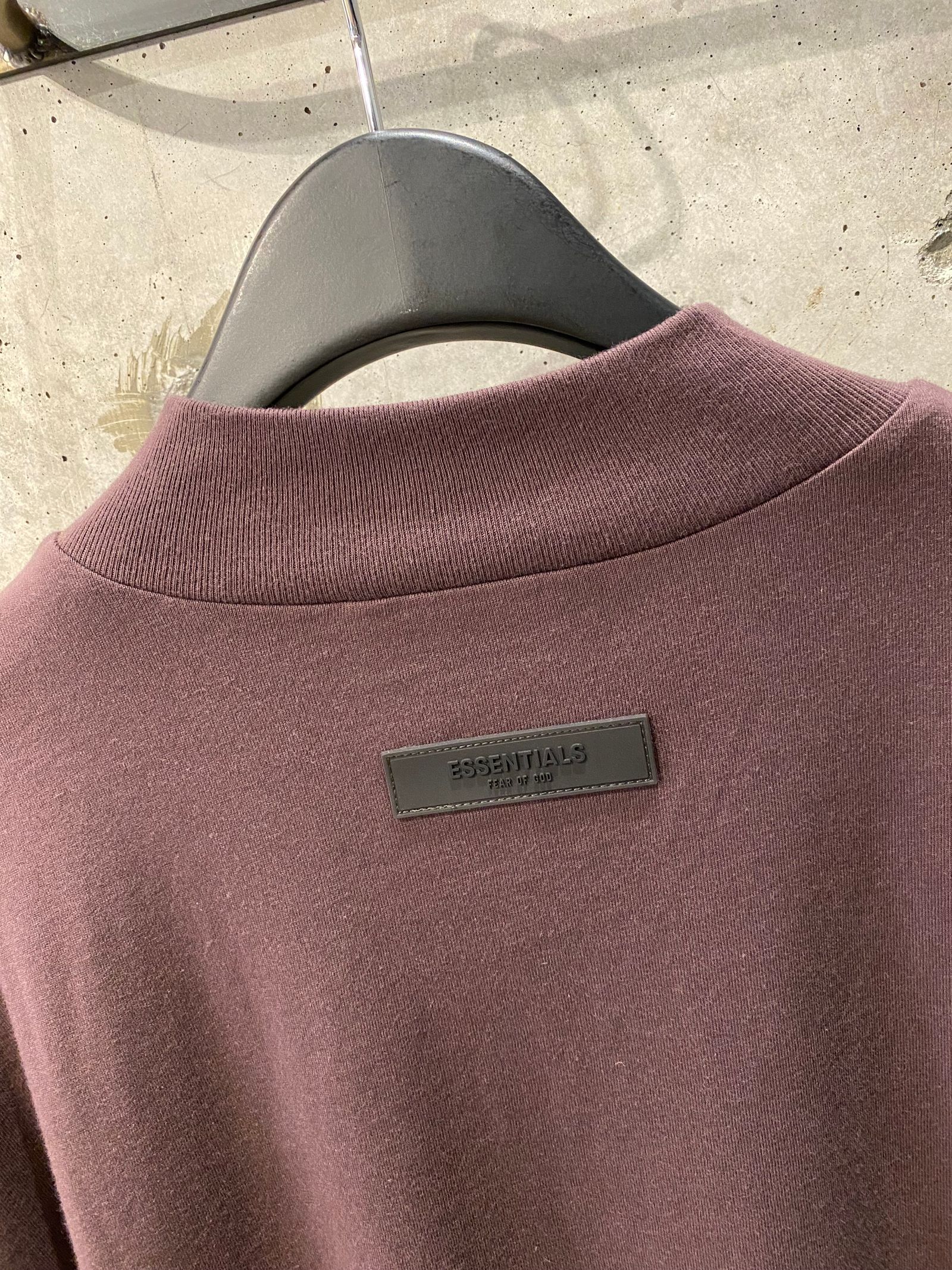 ESSENTIALS L/S Tshirt(PLUM)
