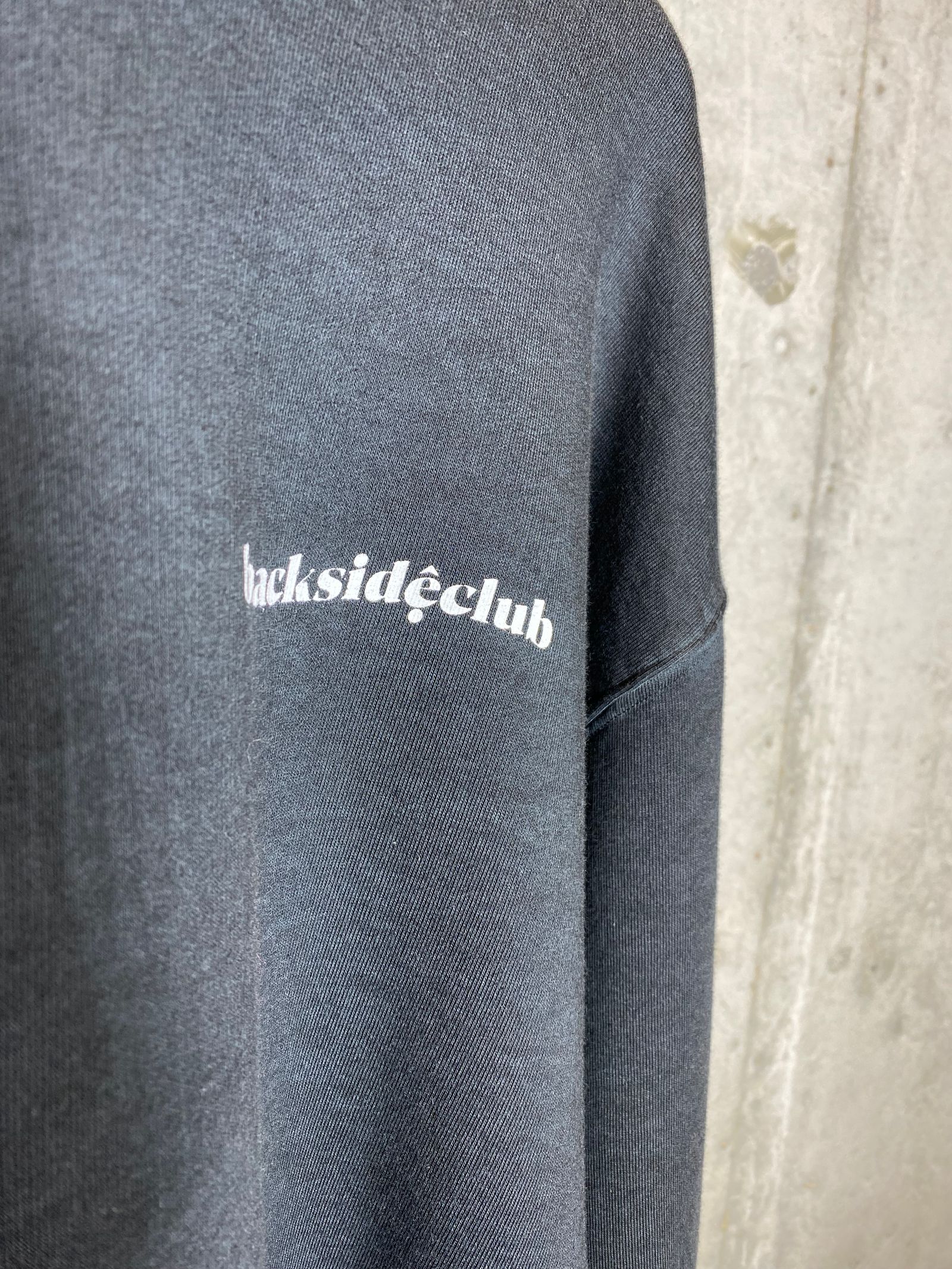 BACK LOGO HOODIE/black