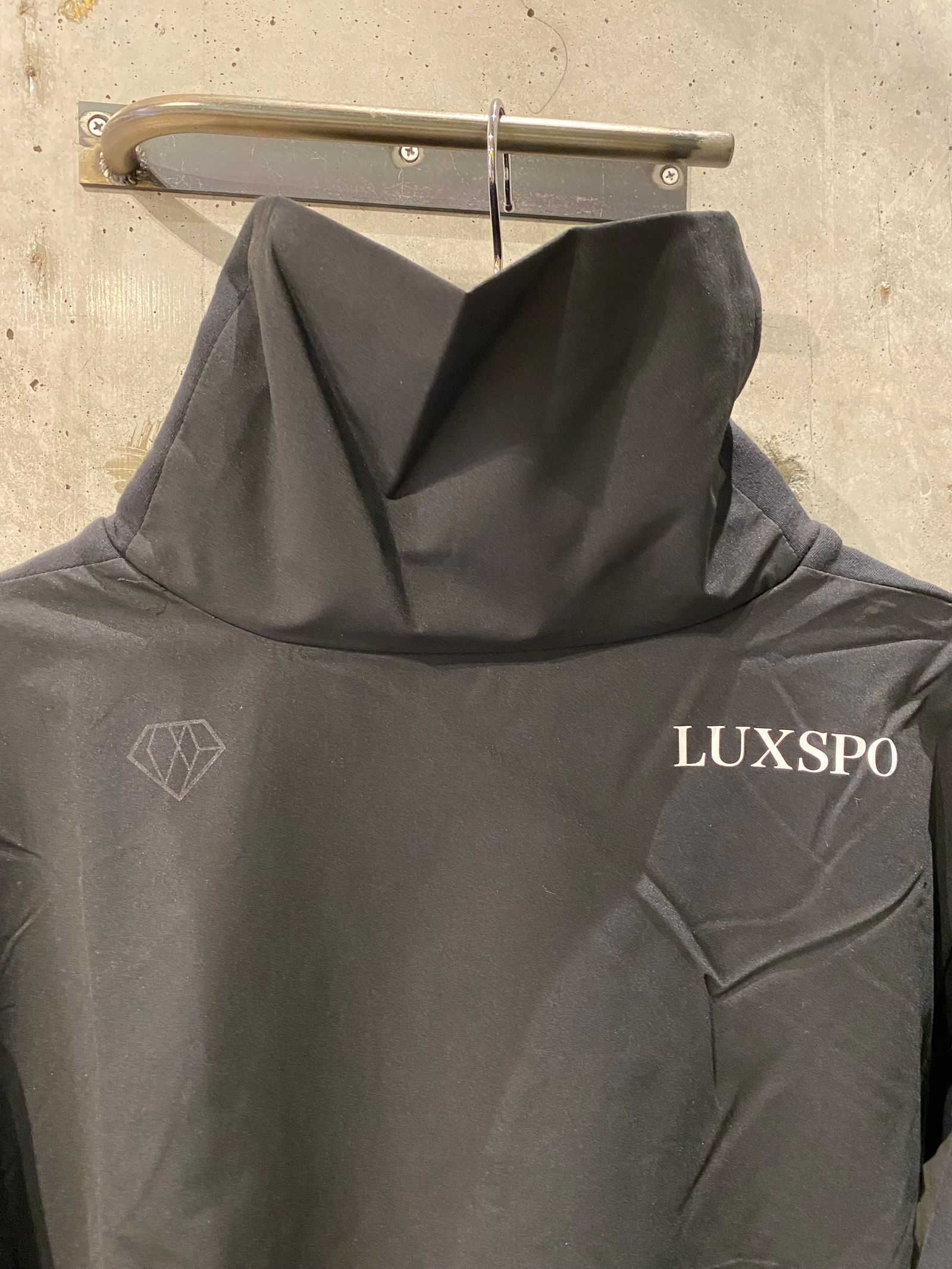 LOGO HIGH NECK pullover
