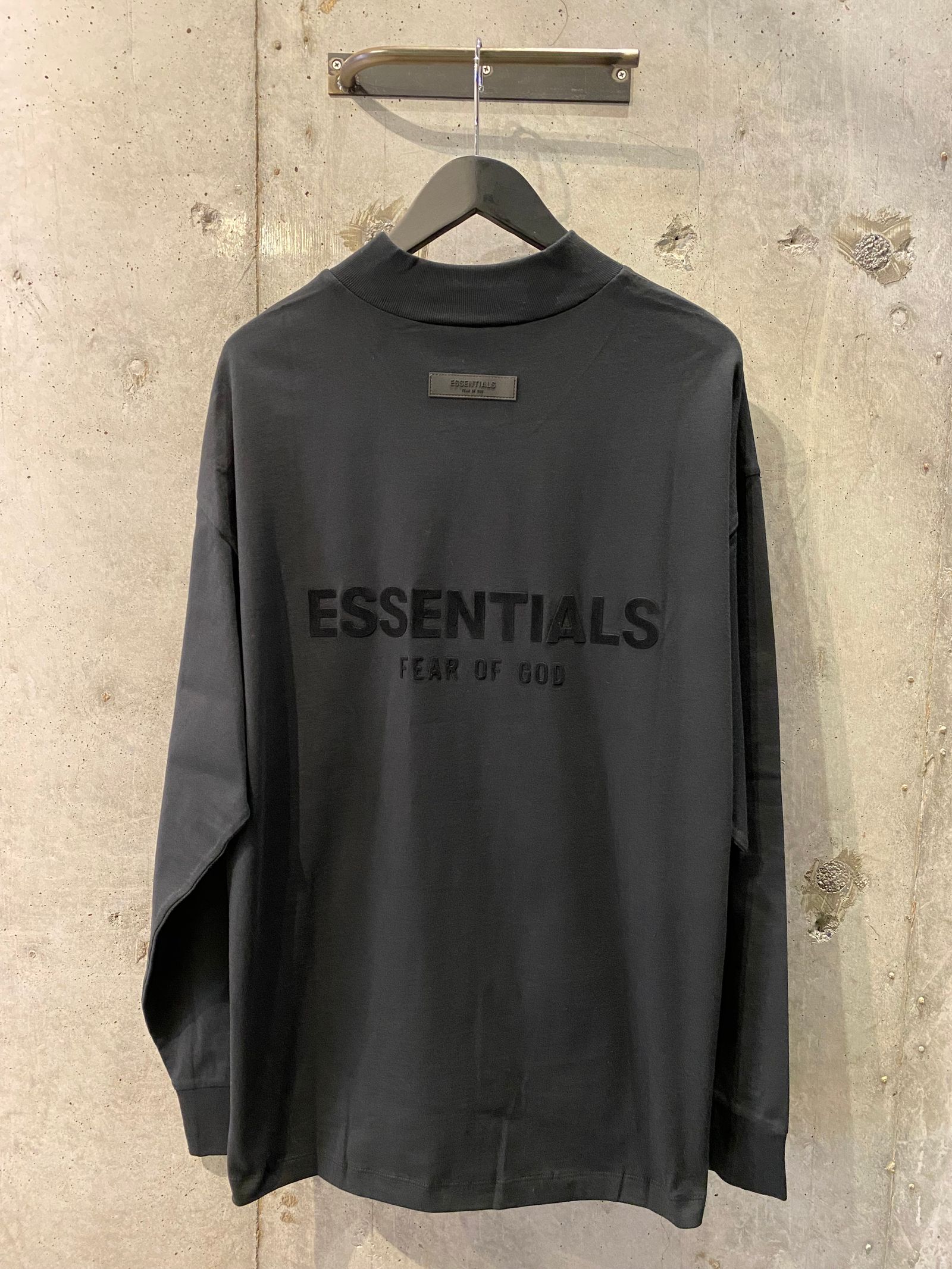 ESSENTIALS L/S Tshirt(STRETCH LIM)