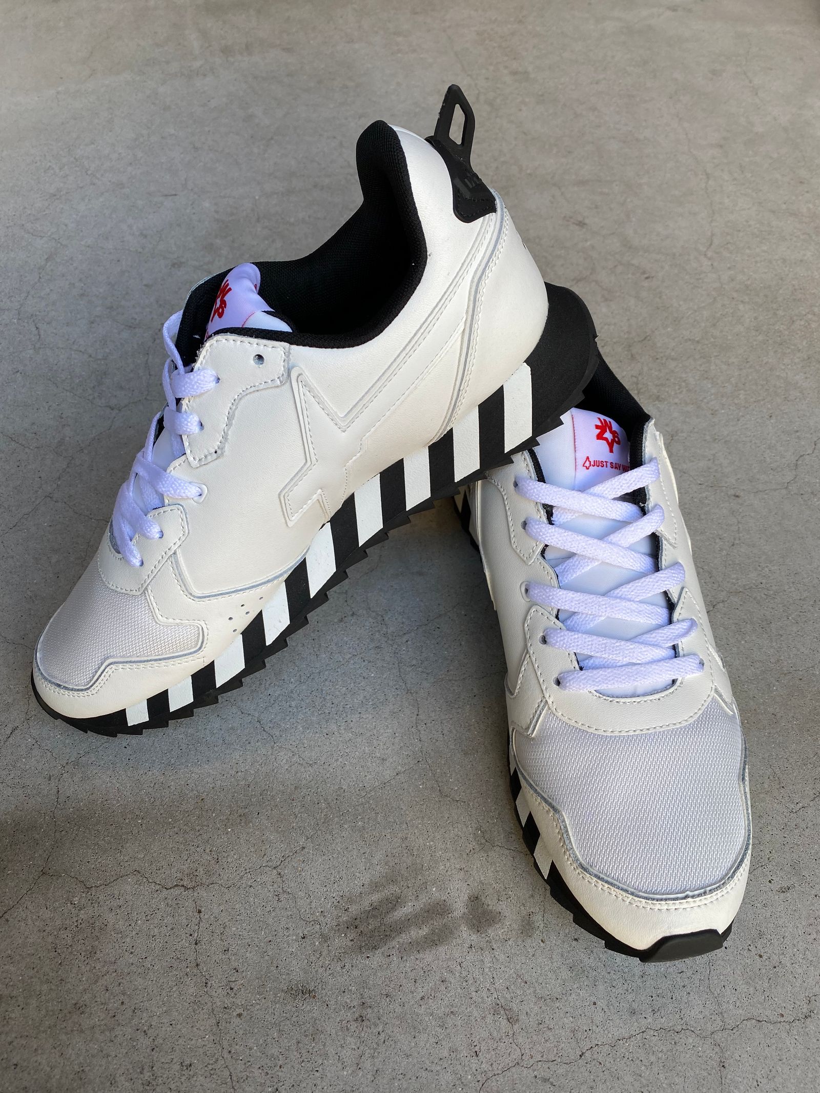 10-OA01/WHITE