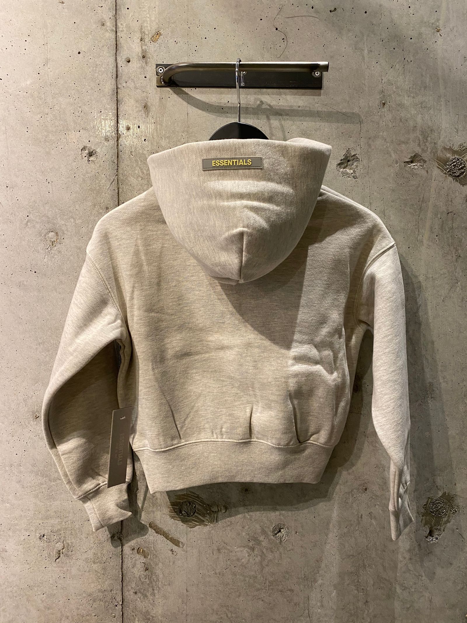FOG ESSENTIALS PULLOVER HOODIE (KIDS)/OATMEAL