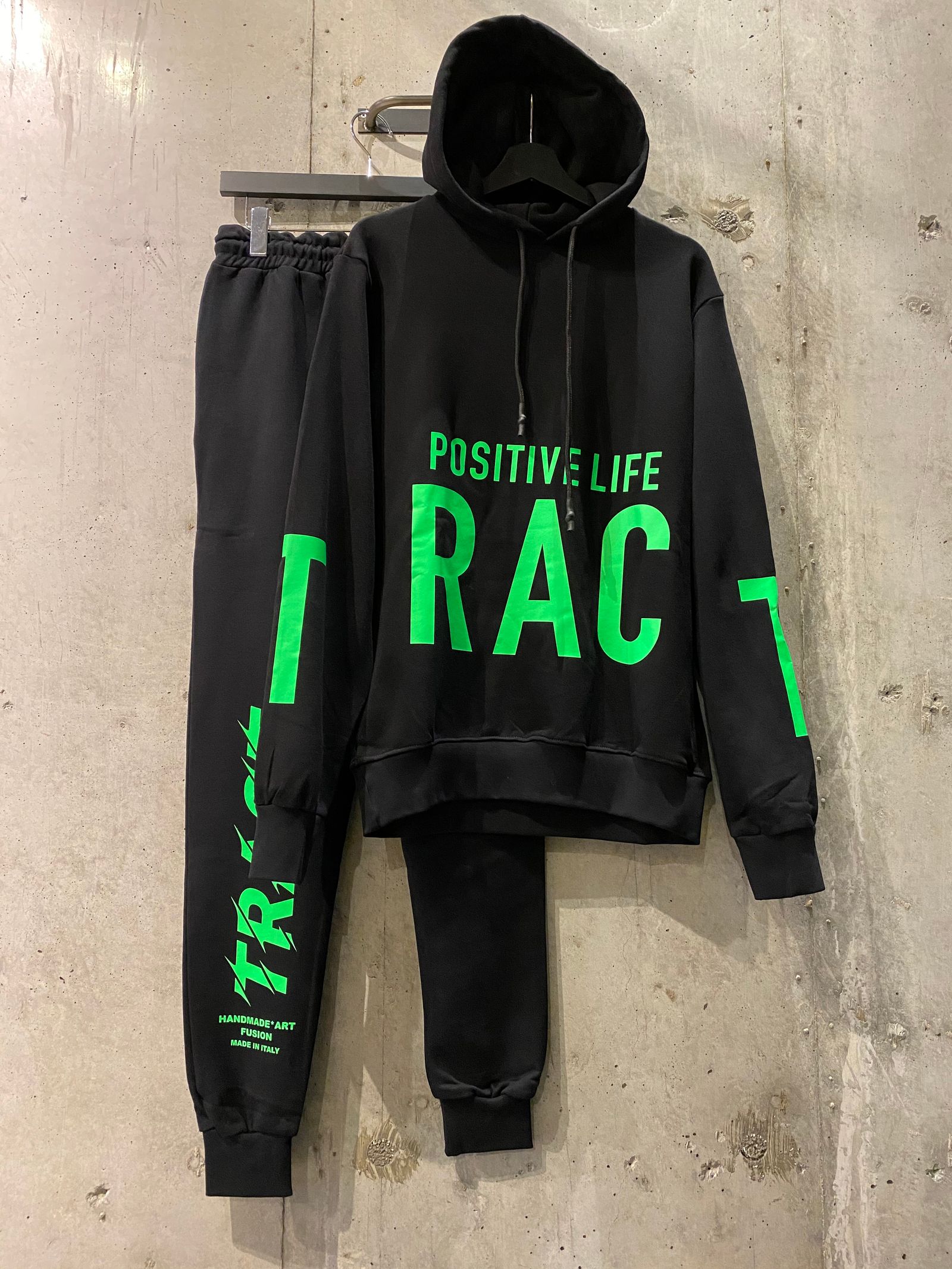 CREATIVITY JOGGING /black green