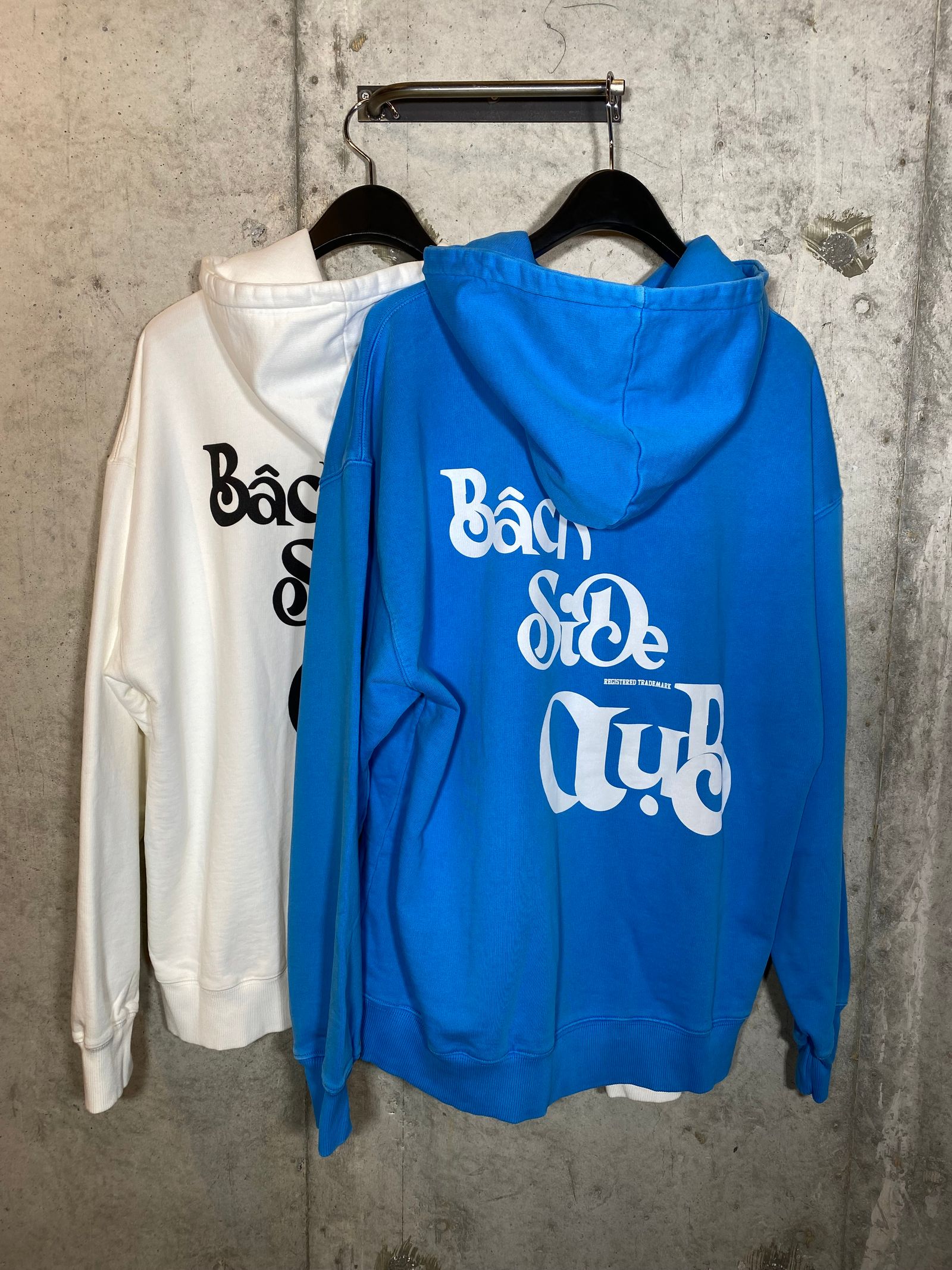 BACK LOGO HOODIE/light blue