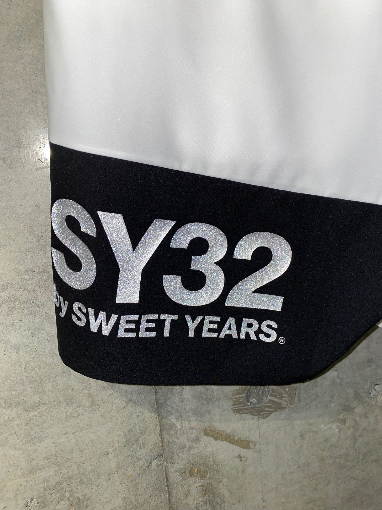 SY32 Shorts / white