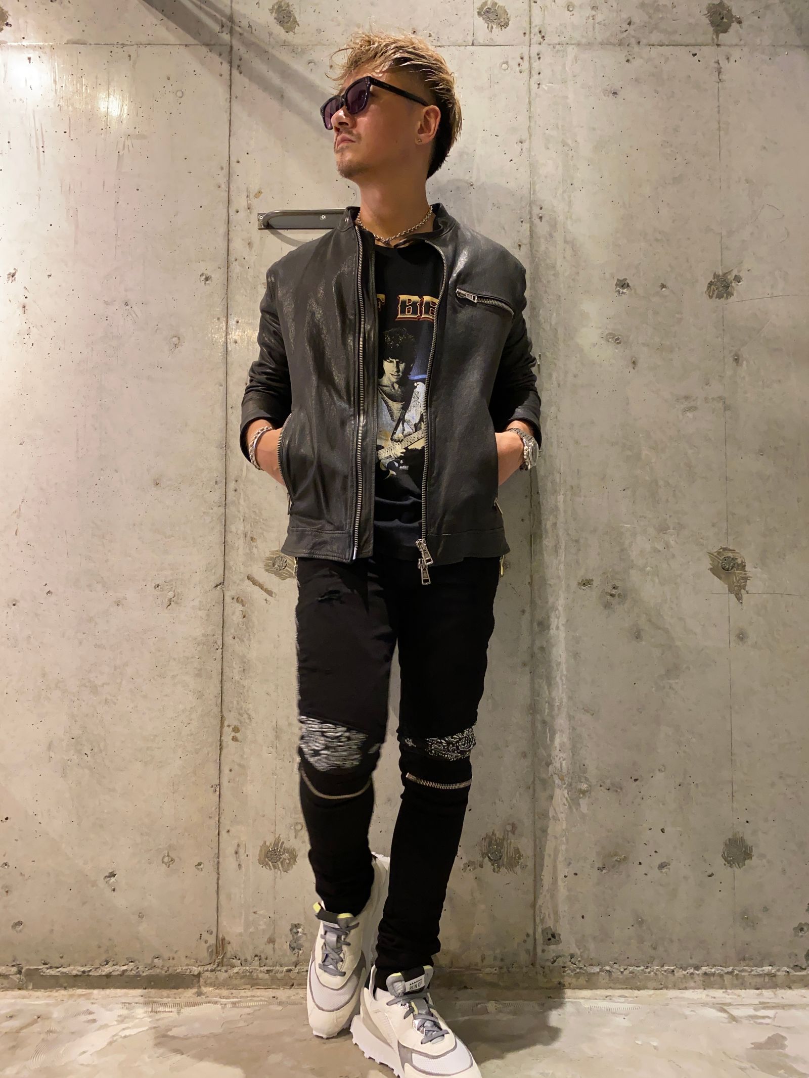 ESTES/Black