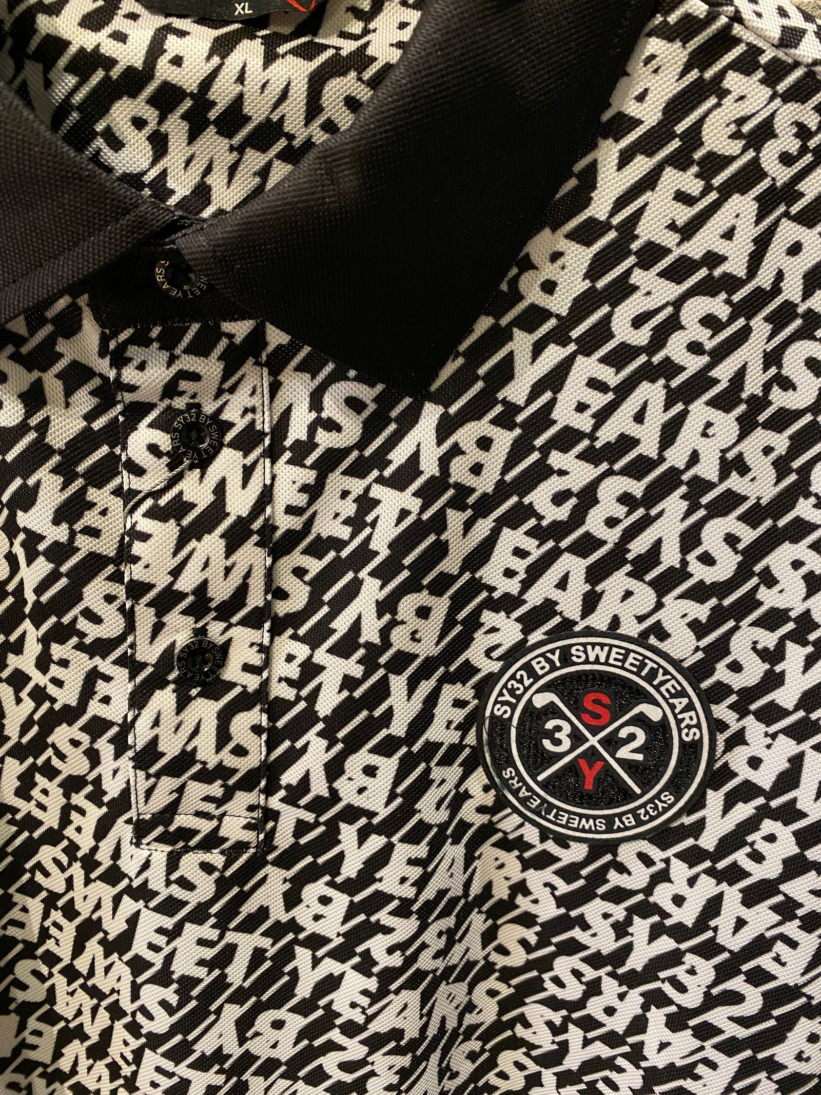 SY32 Polo shirt / BLACK