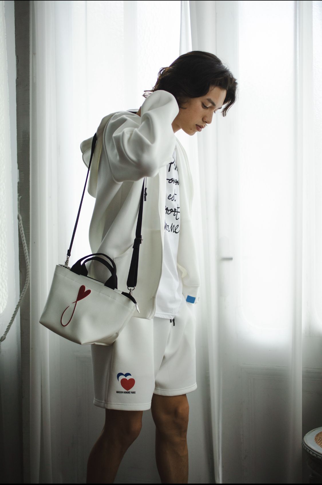 Raphael Cardboard Half Pants / White