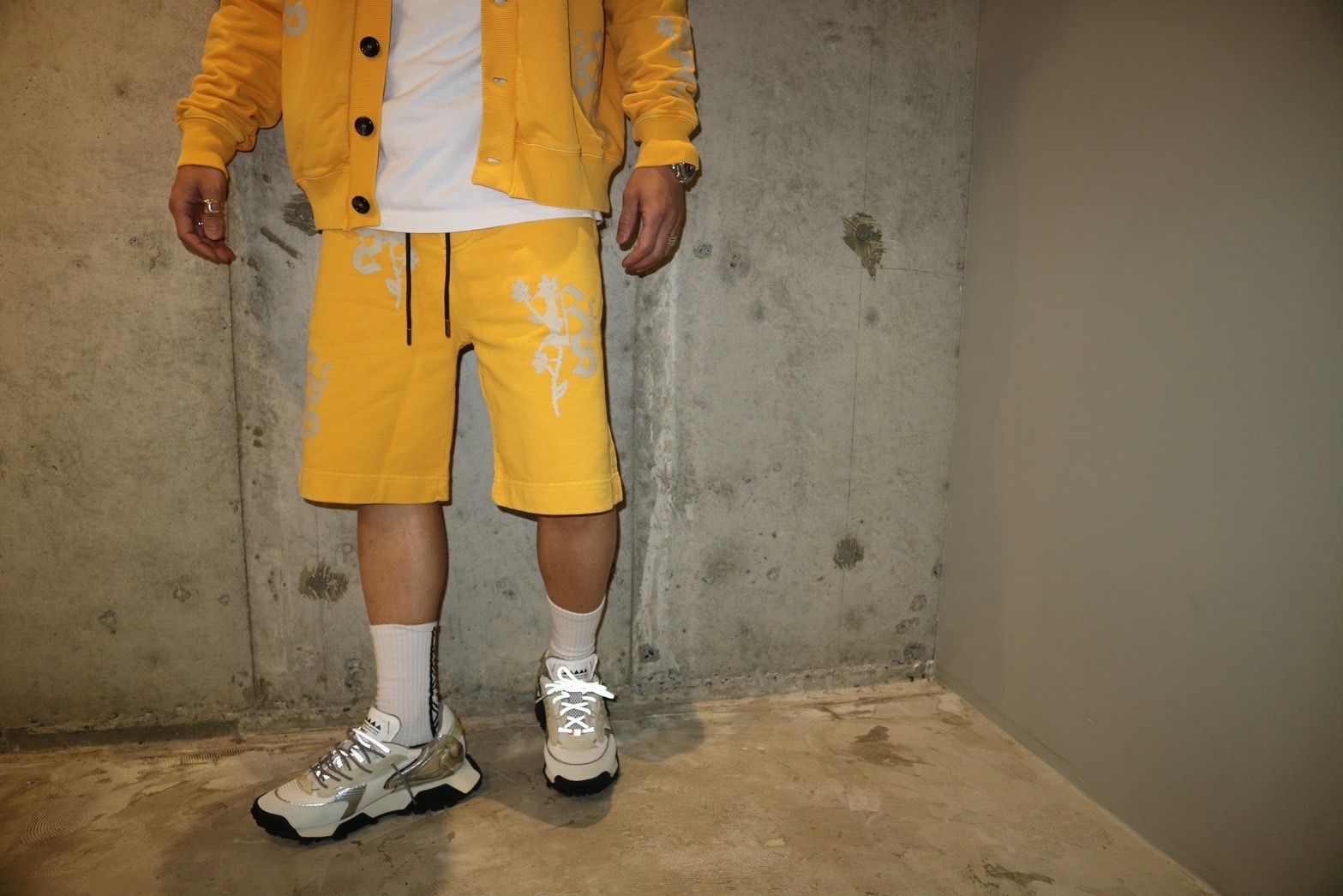 FLEECE SHORT PANT/FLOWER YELLOW