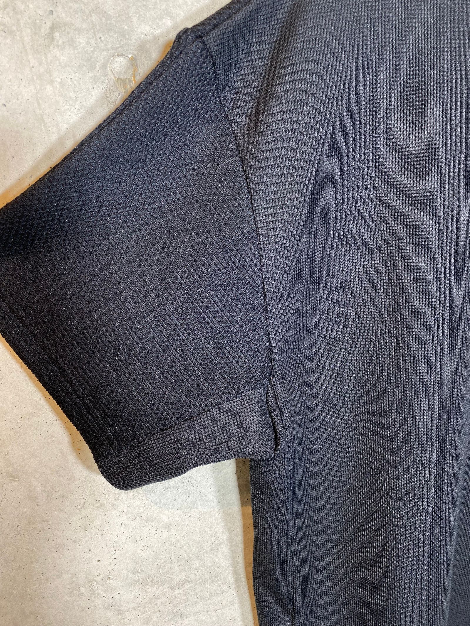 MESH COMBINATION TEE/BLACK