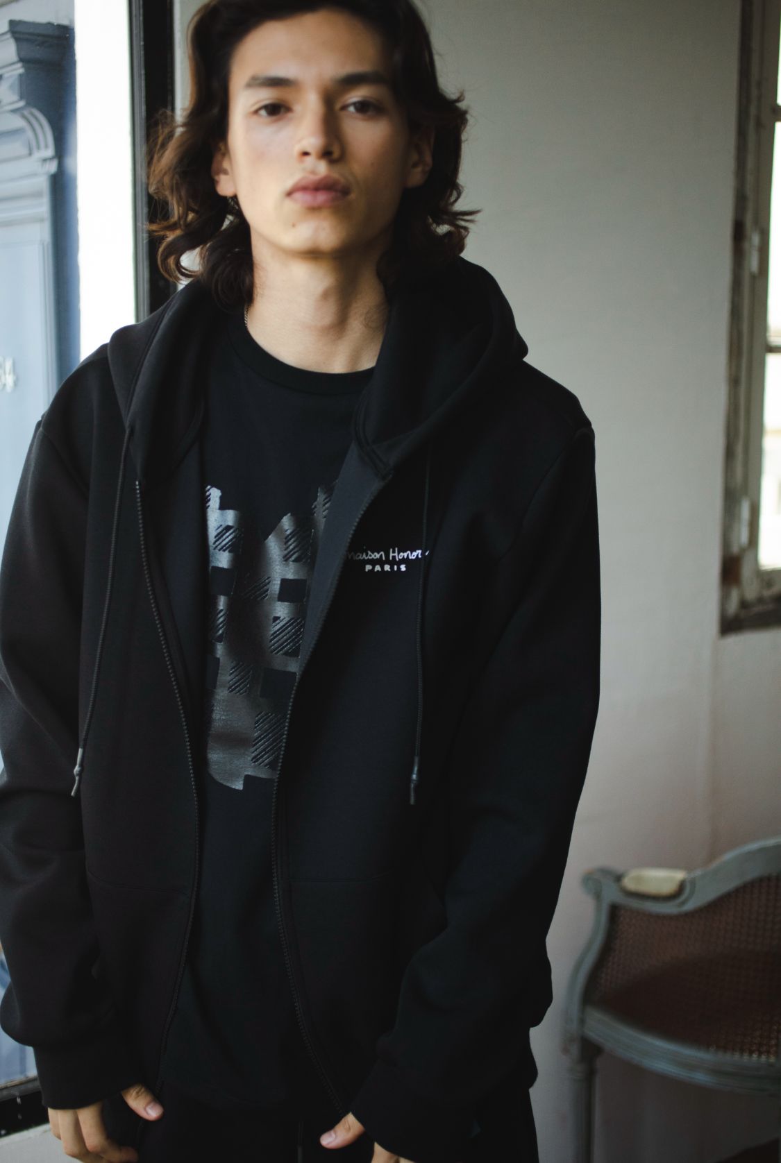 Raphael Cardboard Zip Parka / Black