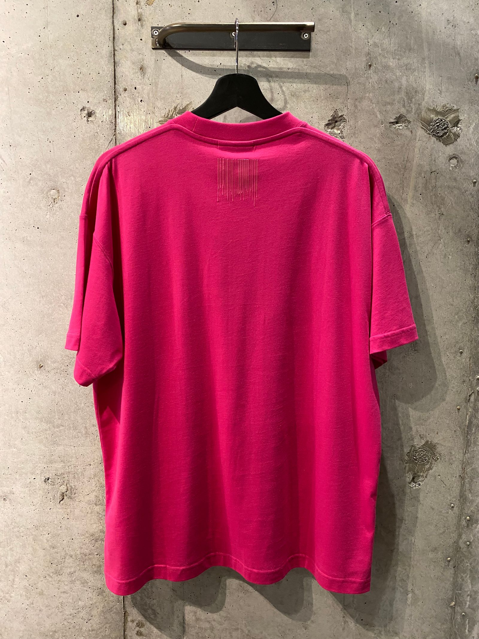Dripping Barcode / Pink
