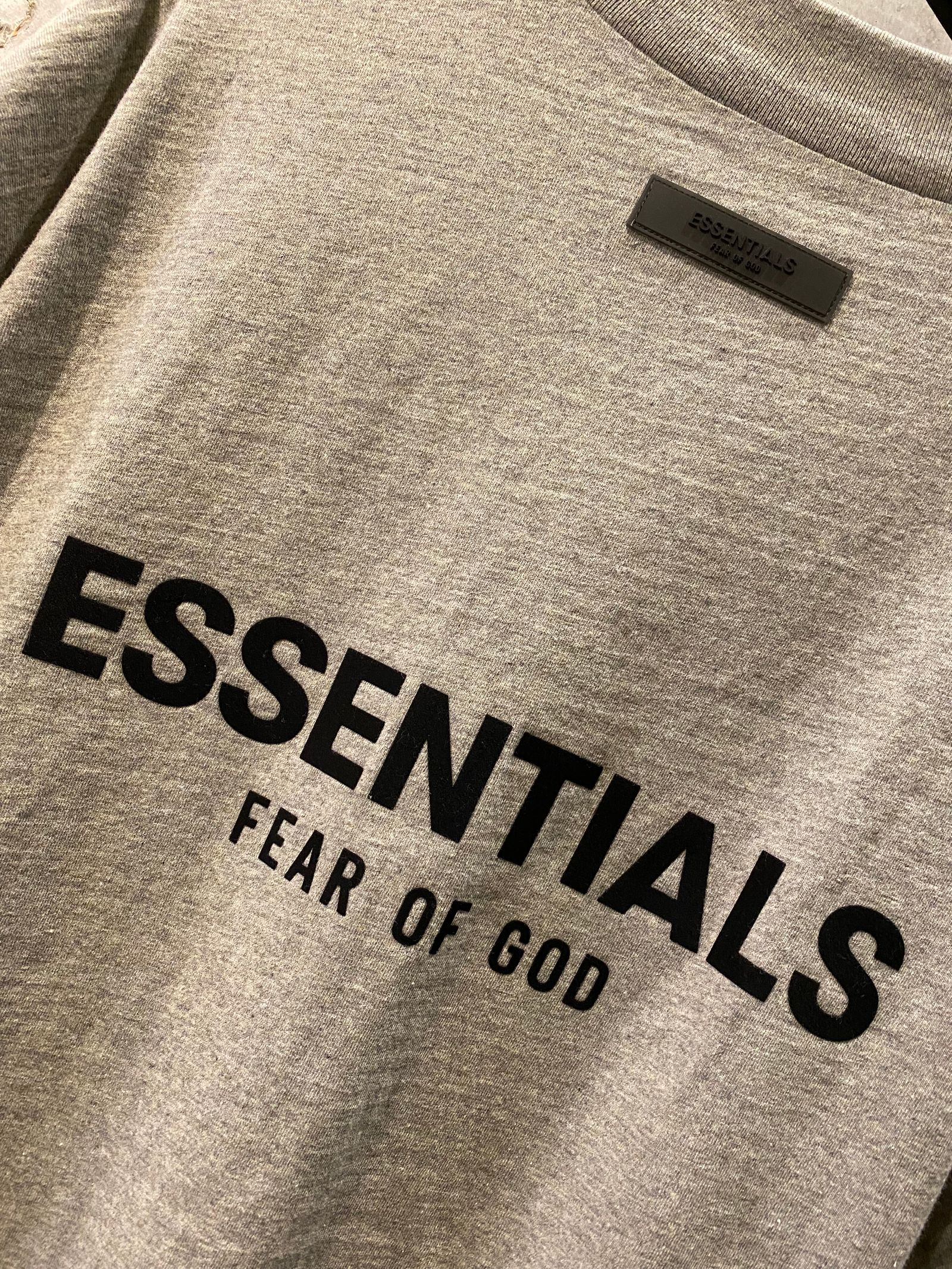 ESSENTIALS Tshirt(DARK OATME)