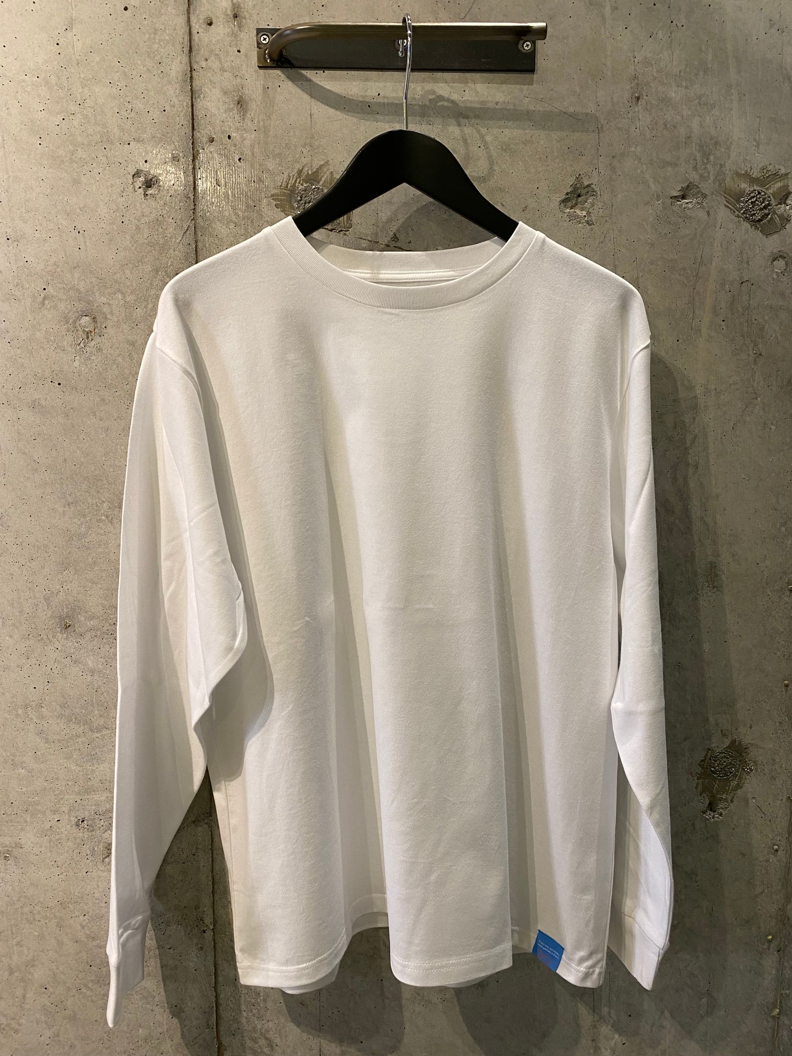 OXLST OXMO white