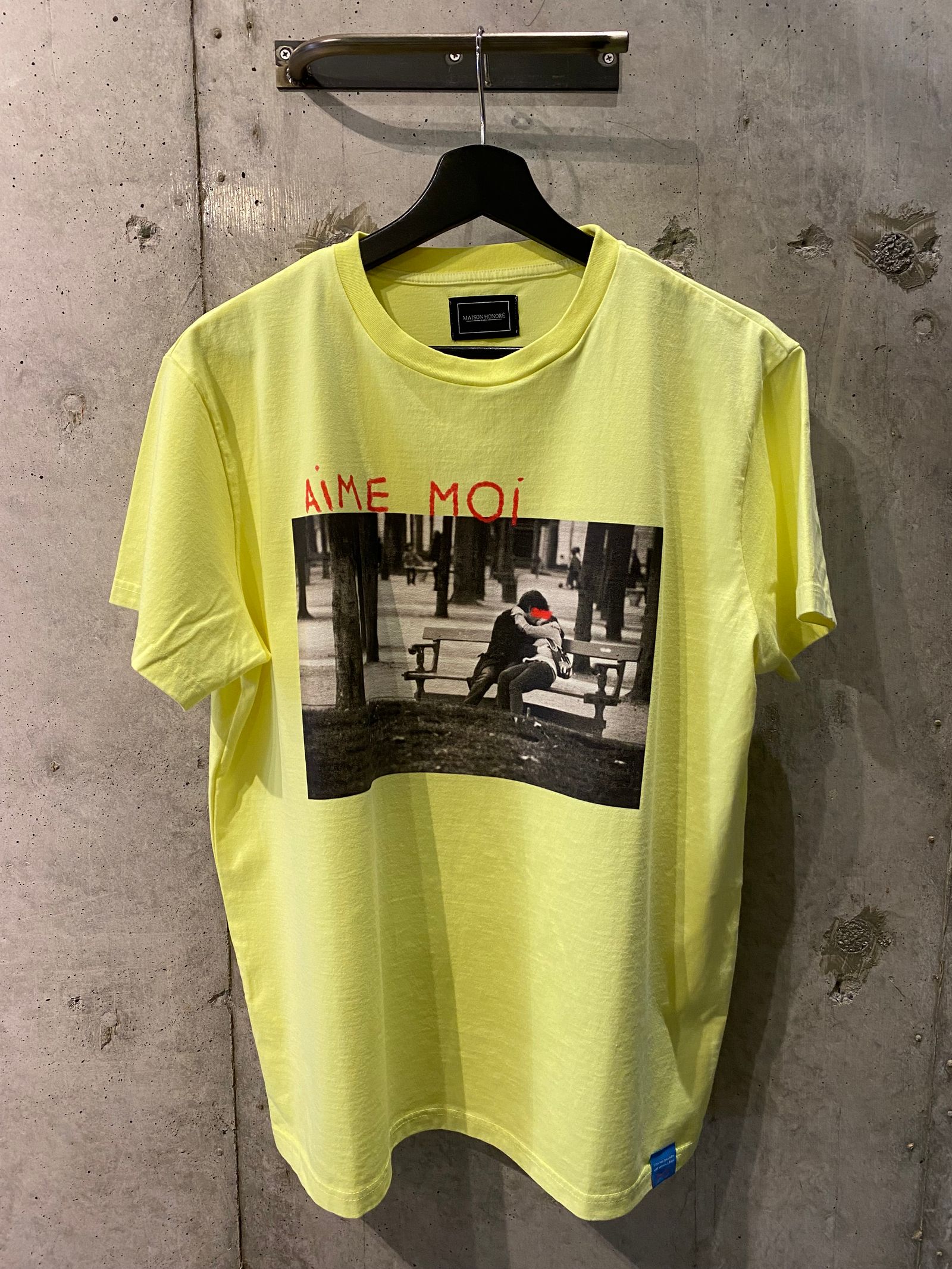 ZAT ZAKIA yellow